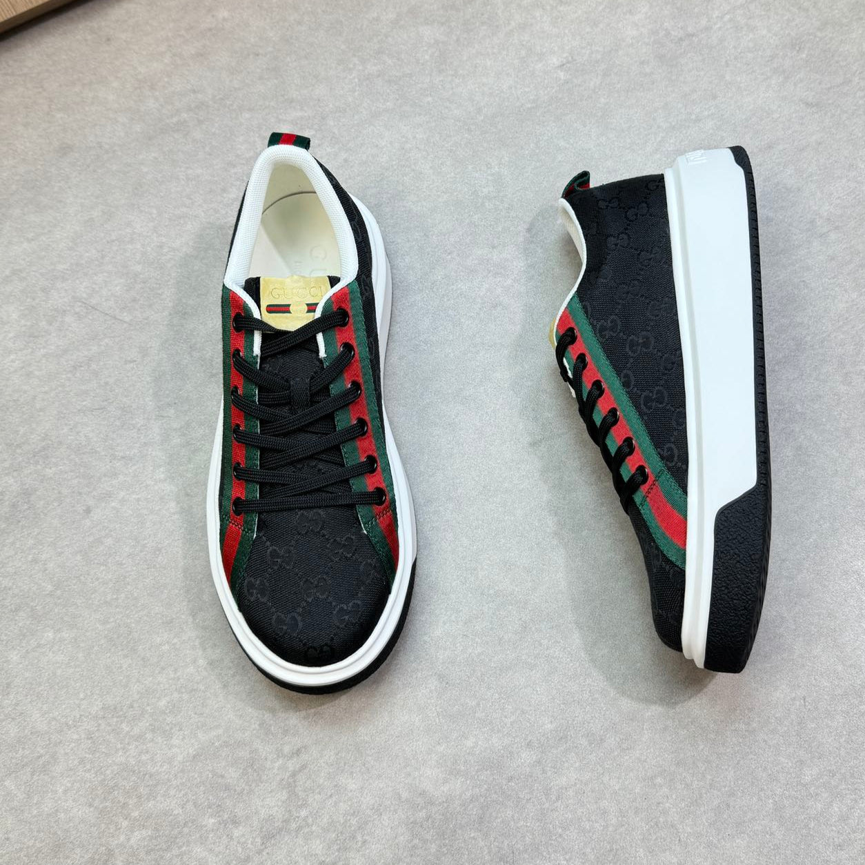 GG Men's Web Sneaker Black Canvas 722441