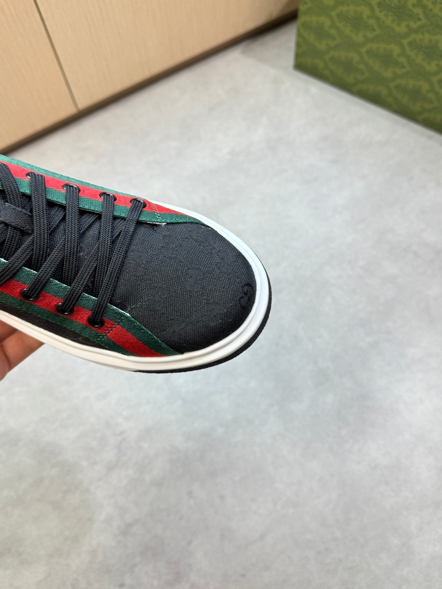 GG Men's Web Sneaker Black Canvas 722441