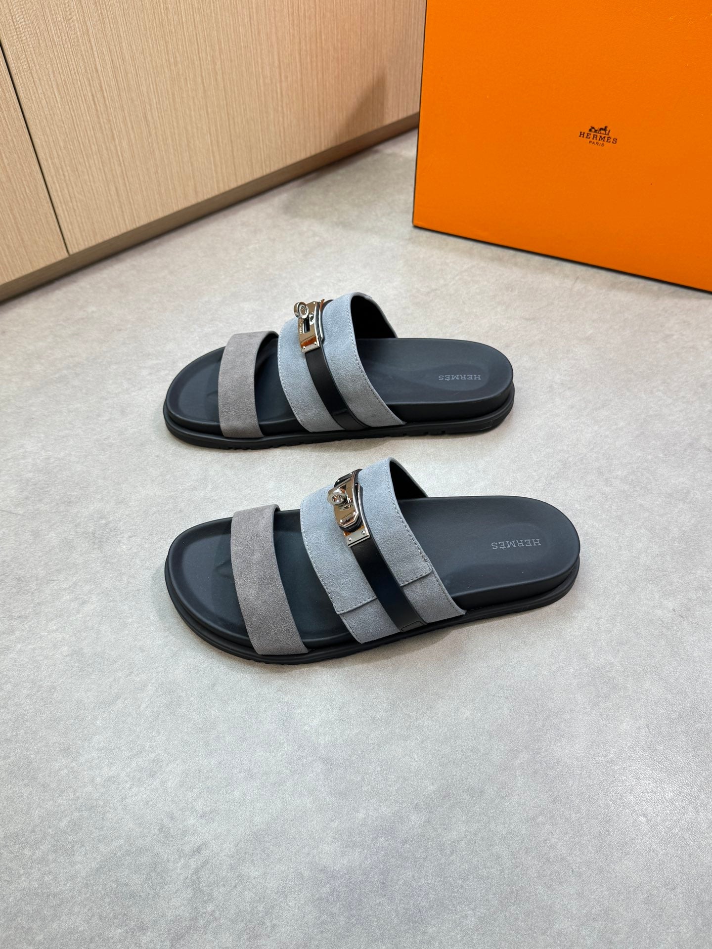 HM Men's Jackson Sandals Grey Calfskin Suede 722041