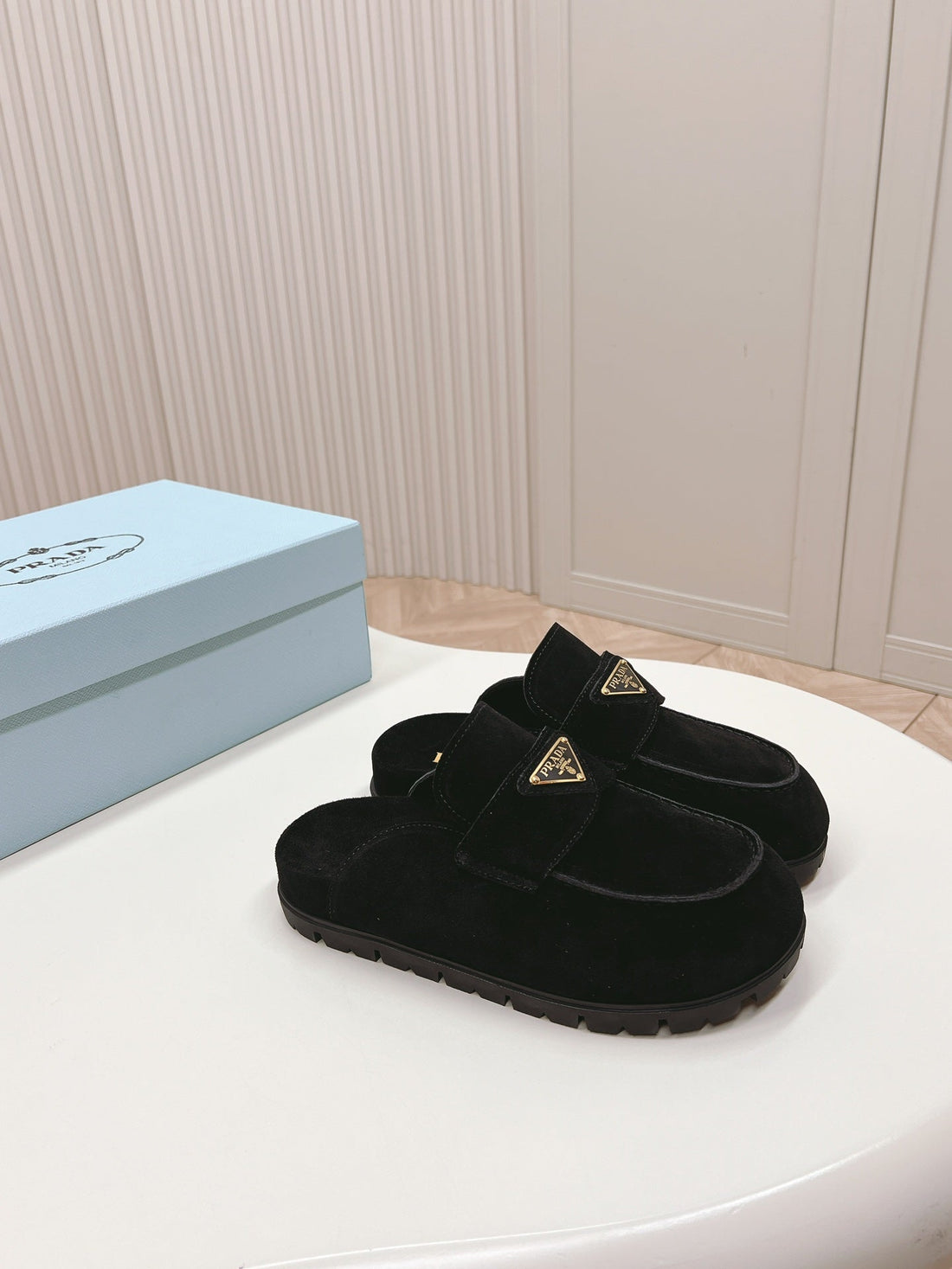 PRA SABOTS MULES BLACK SUEDE