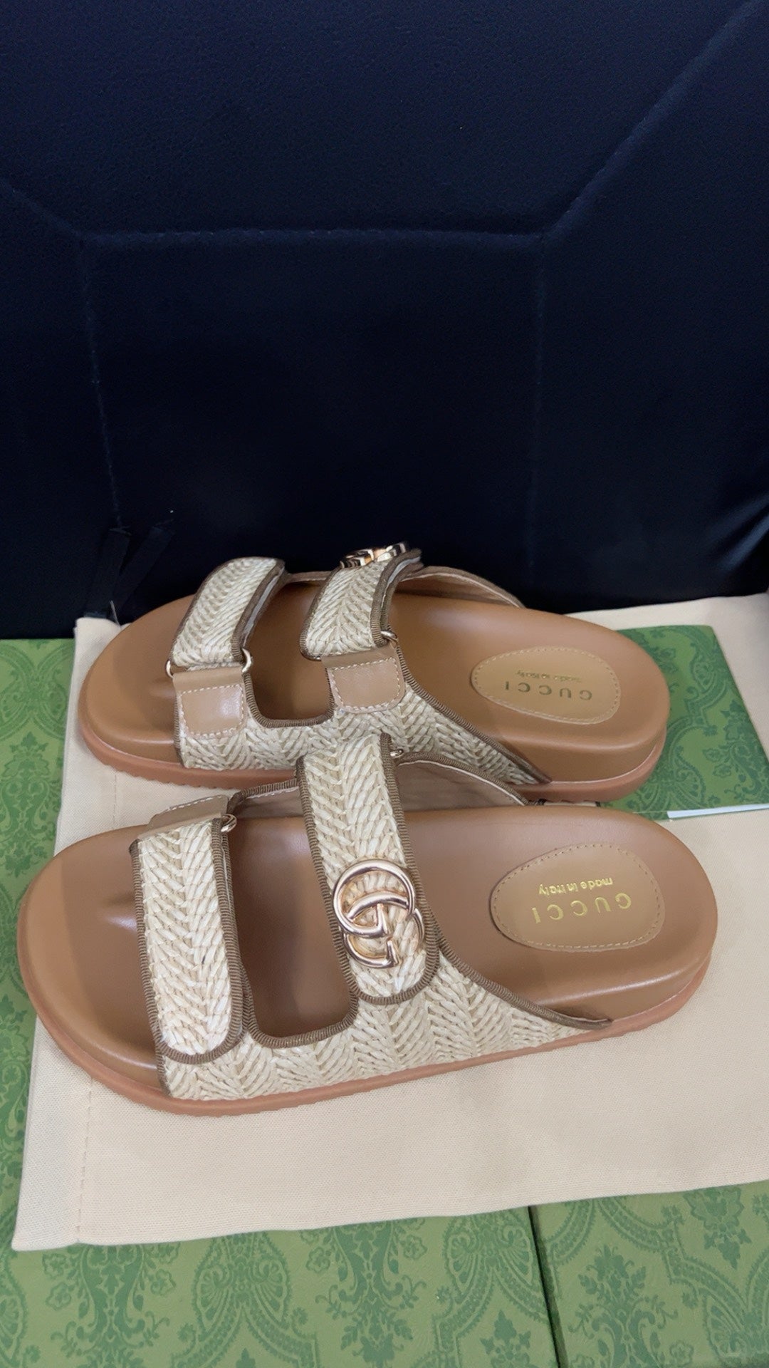 GG SANDAL WITH DOUBLE G CARAMEL CALFSKIN
