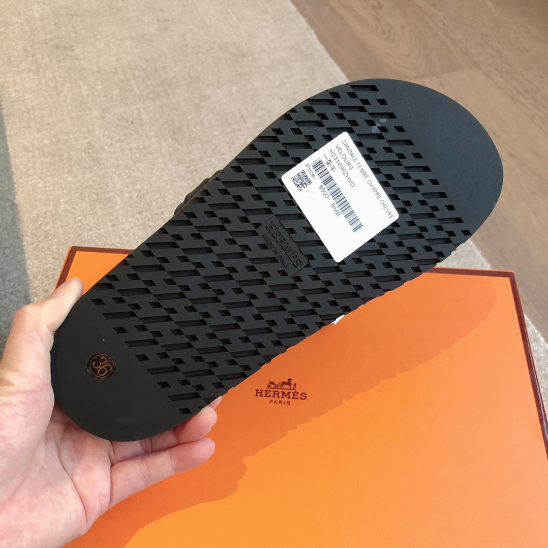 Empire Sandal Soft Taupe Brown Goatskin