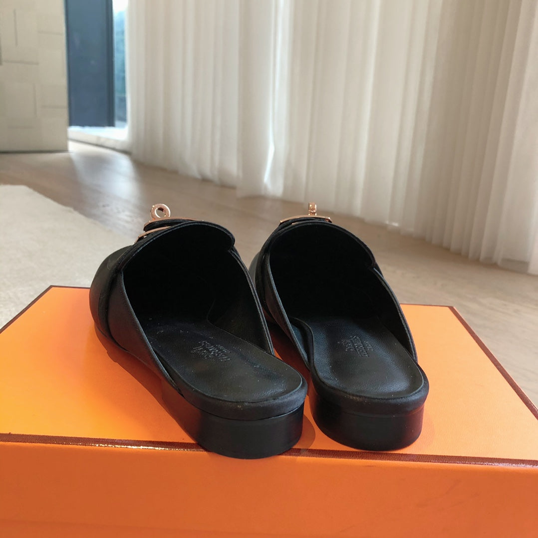 HM OZ Mule Black Suede 756852