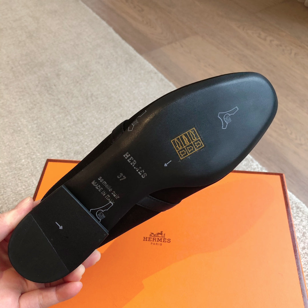 HM OZ Mule Black Suede 756852