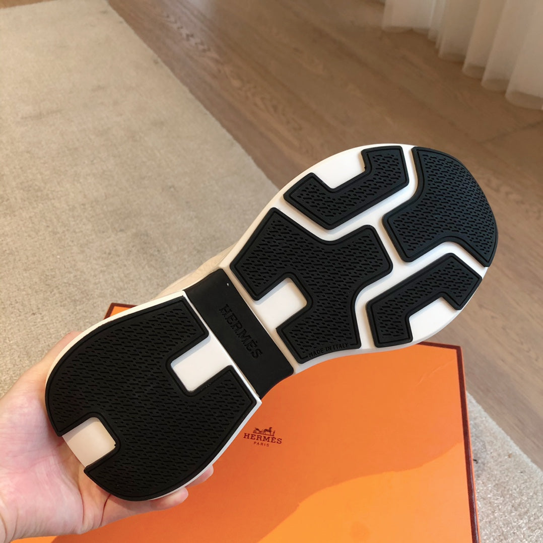 HM Just Sneaker White Suede