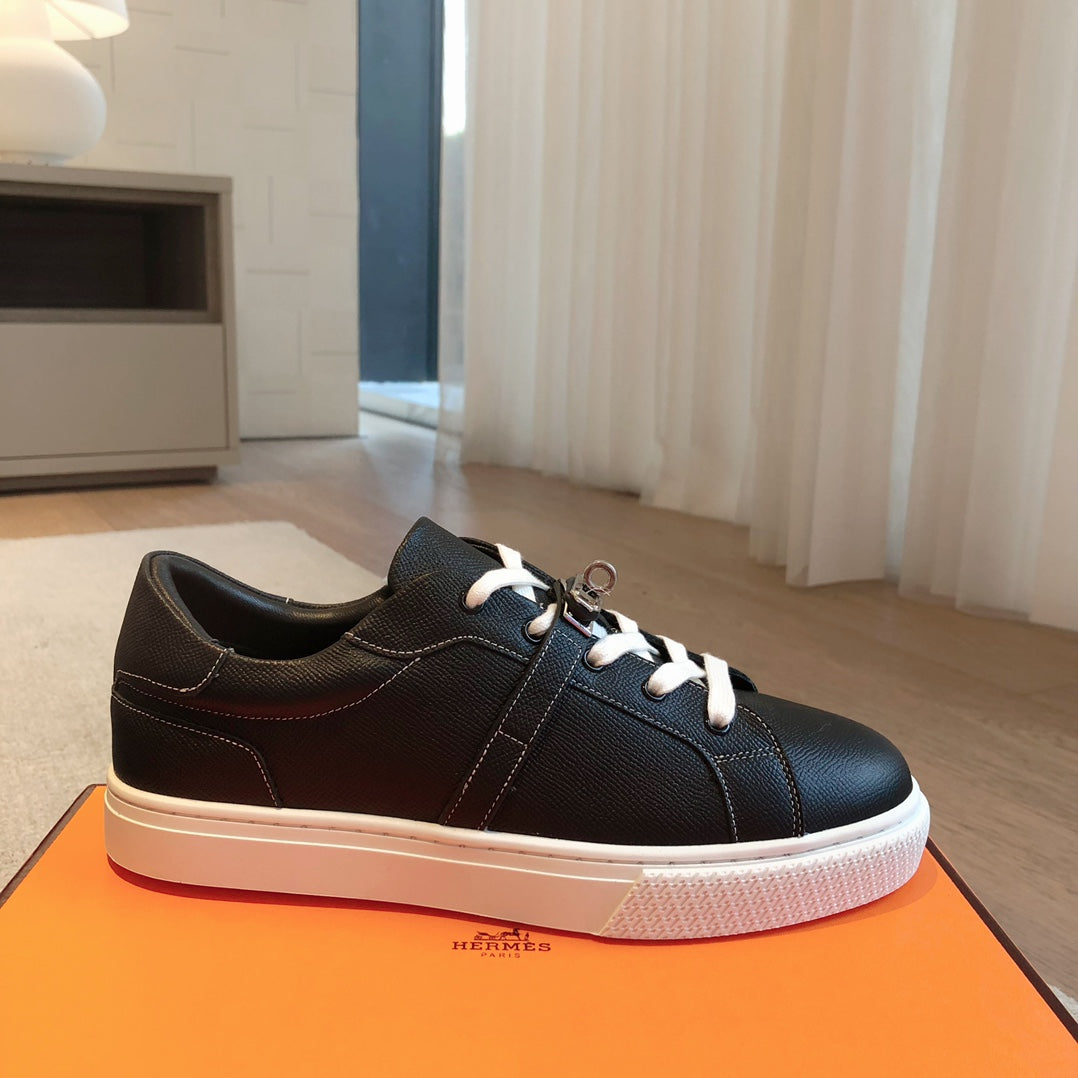 HM Day Sneaker Black Cowhide  970885