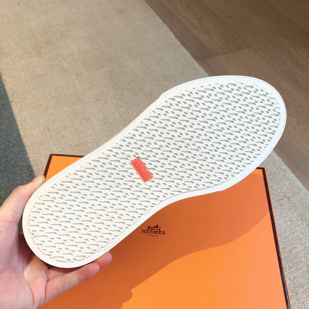 HM Day Sneaker Black Cowhide  970885