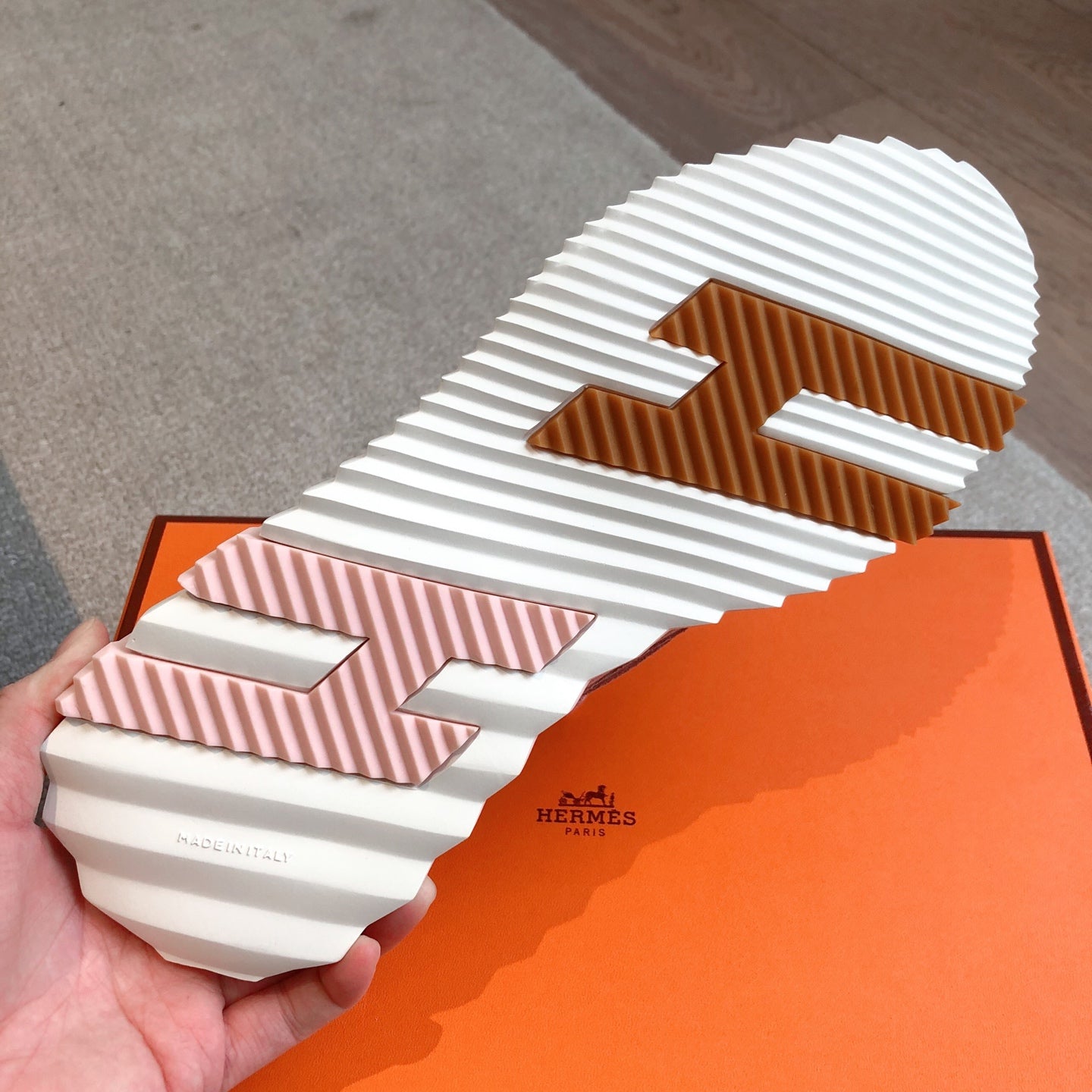 HM Men's 25 Ketch Sneaker Pink Suede 639264