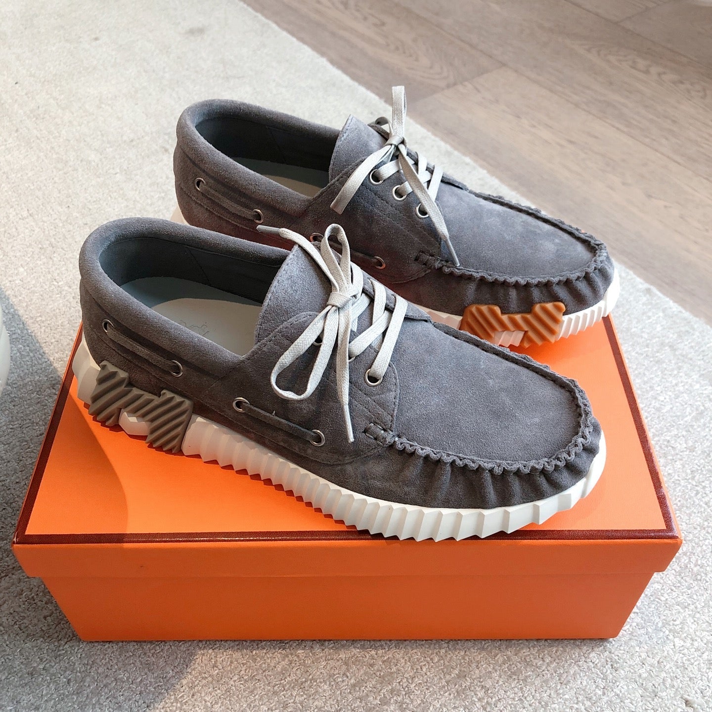 HM Men's 25 Ketch Sneaker Gray Suede 639265