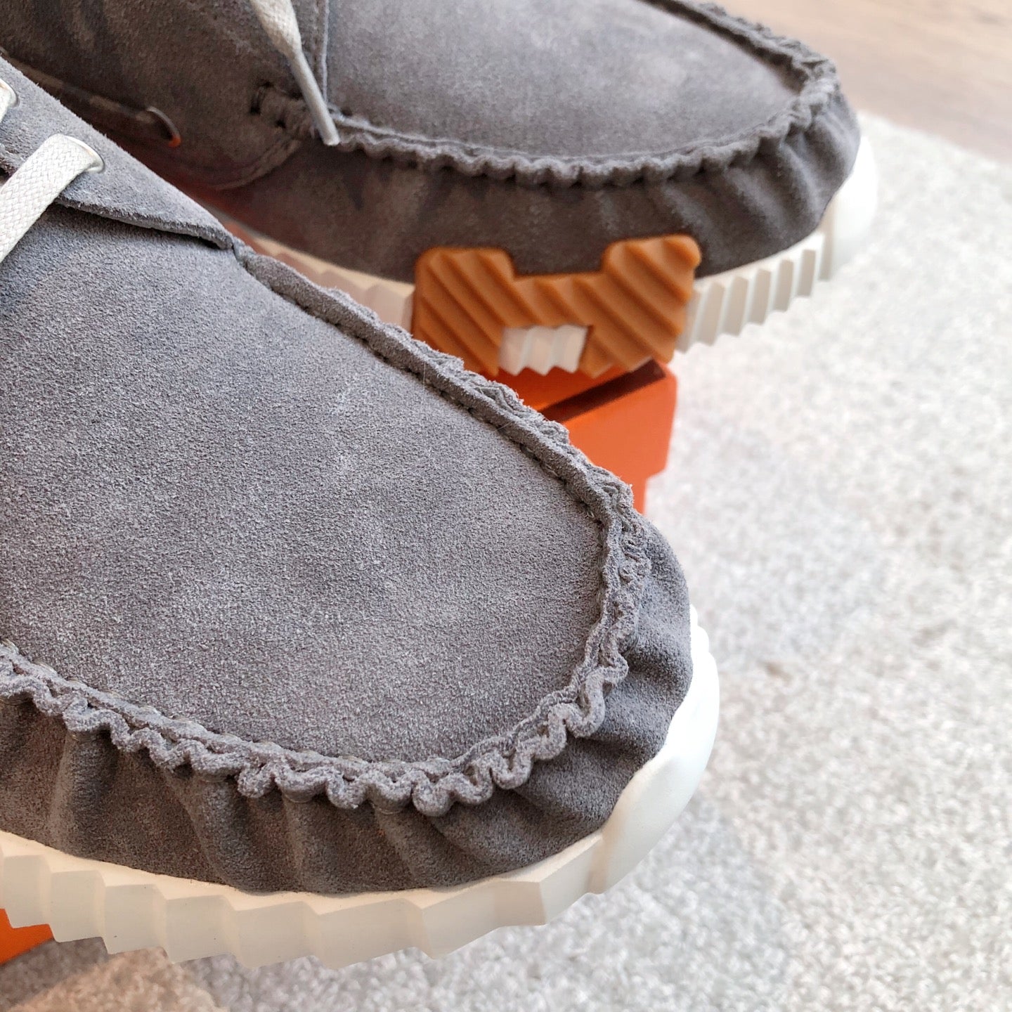 HM Men's 25 Ketch Sneaker Gray Suede 639265