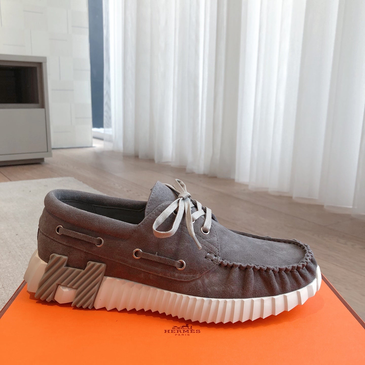 HM Men's 25 Ketch Sneaker Gray Suede 639265