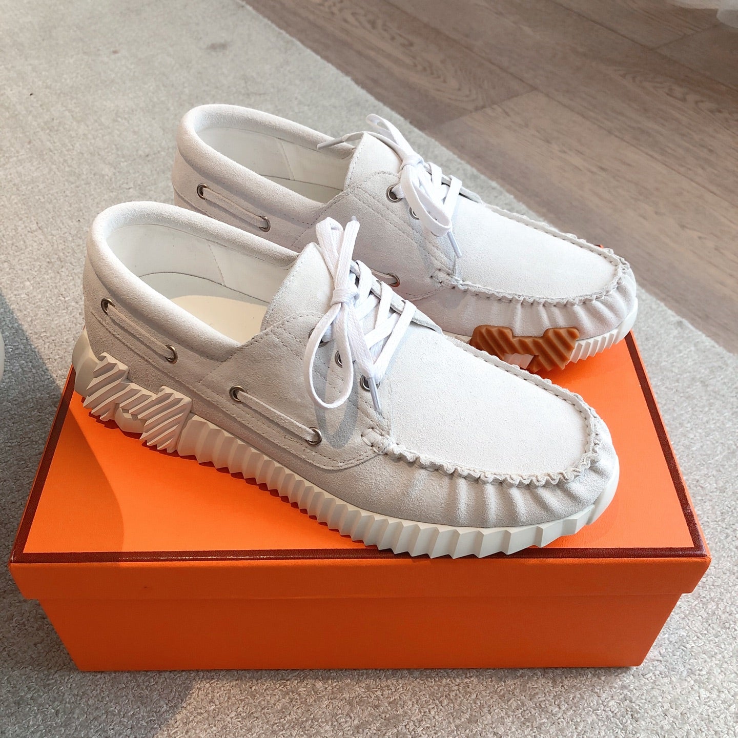 HM Men's 25 Ketch Sneaker White Suede 639267