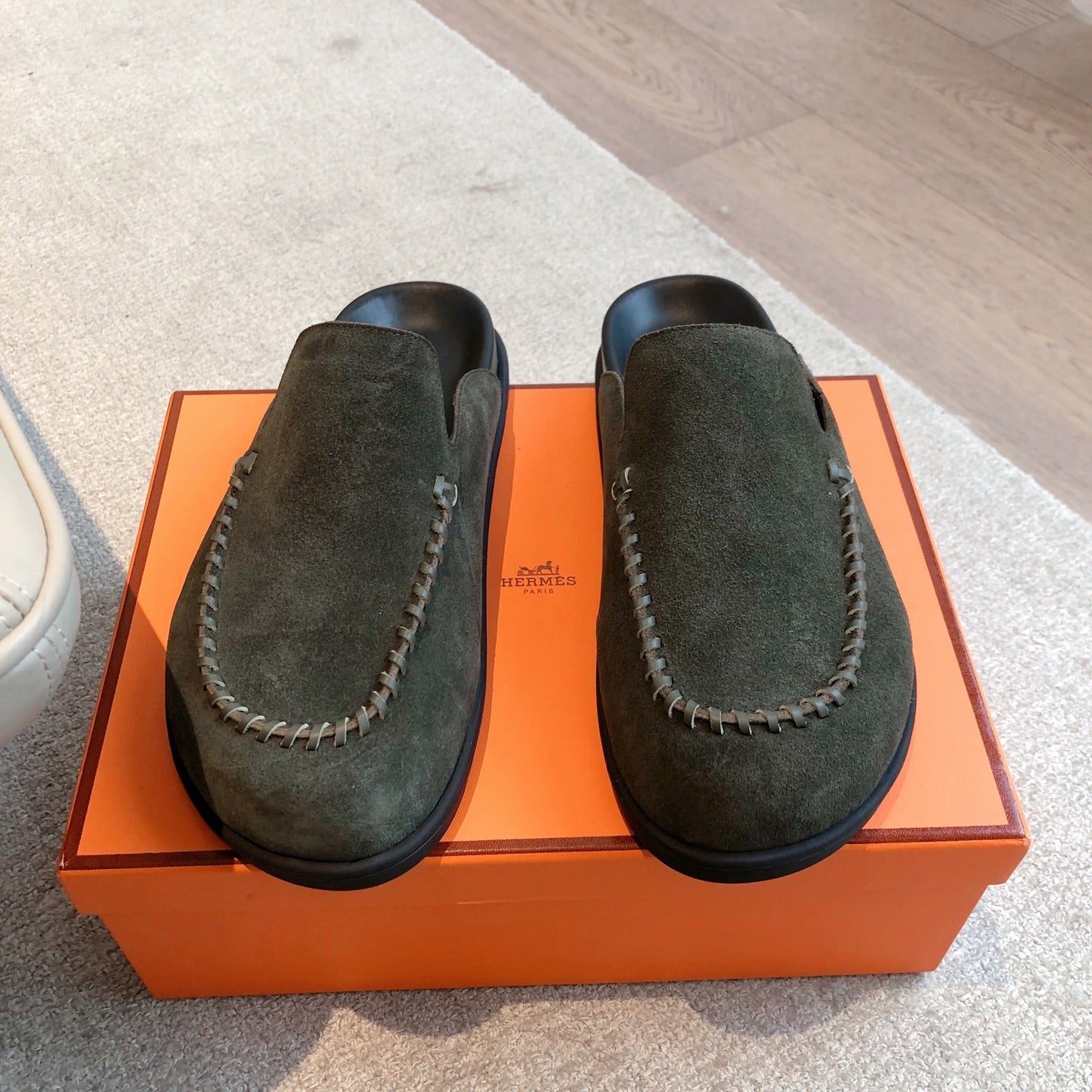 HM Men's 25 Johan Mule Dark Green Suede 582075