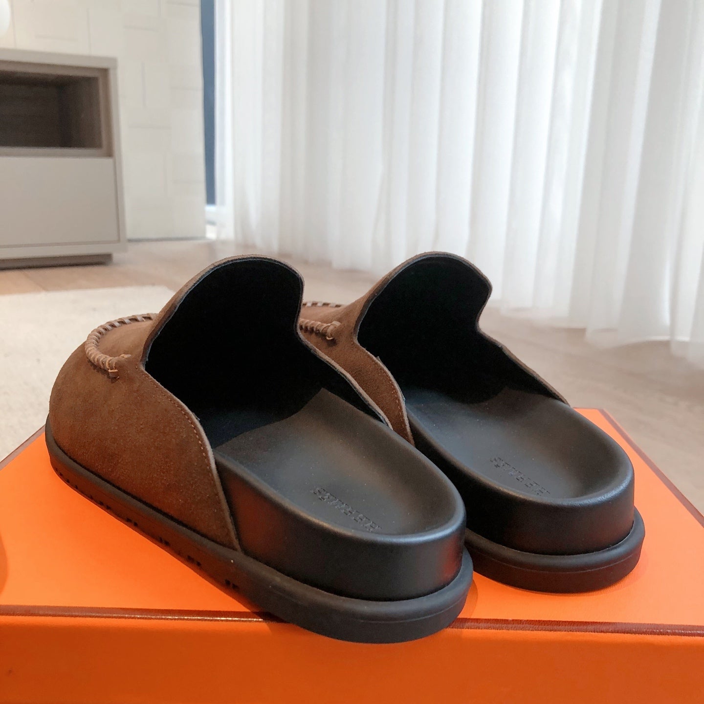 HM Men's 25 Johan Mule Dark Brown Suede 582076