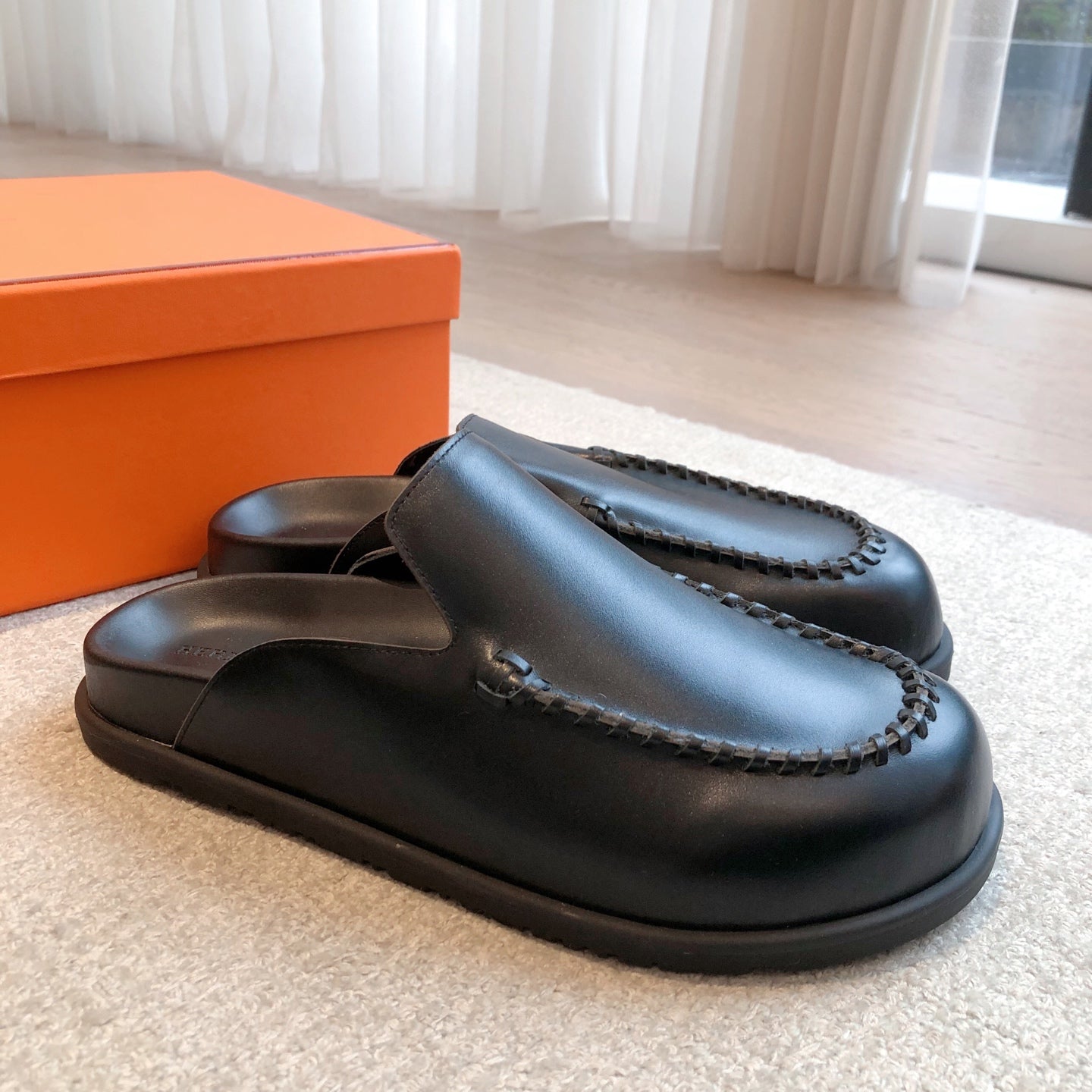 HM Men's 25 Johan Mule Black Sheepskin 582082