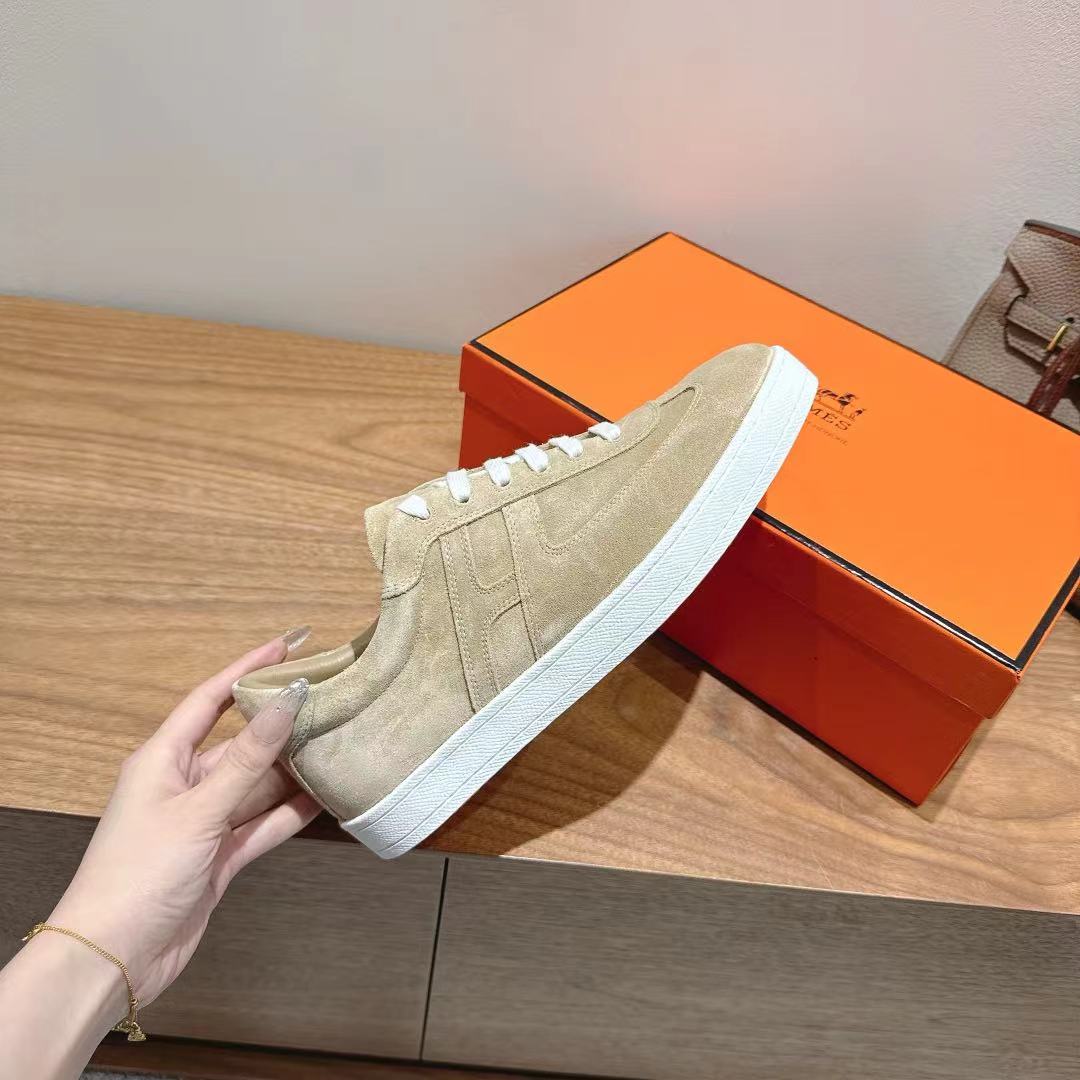 HM 25 Boomerang Sneaker Light Beige Suede