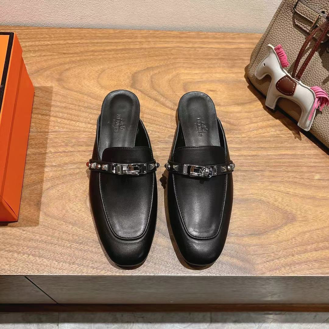 HM OZ Mule 25 Black Calfskin