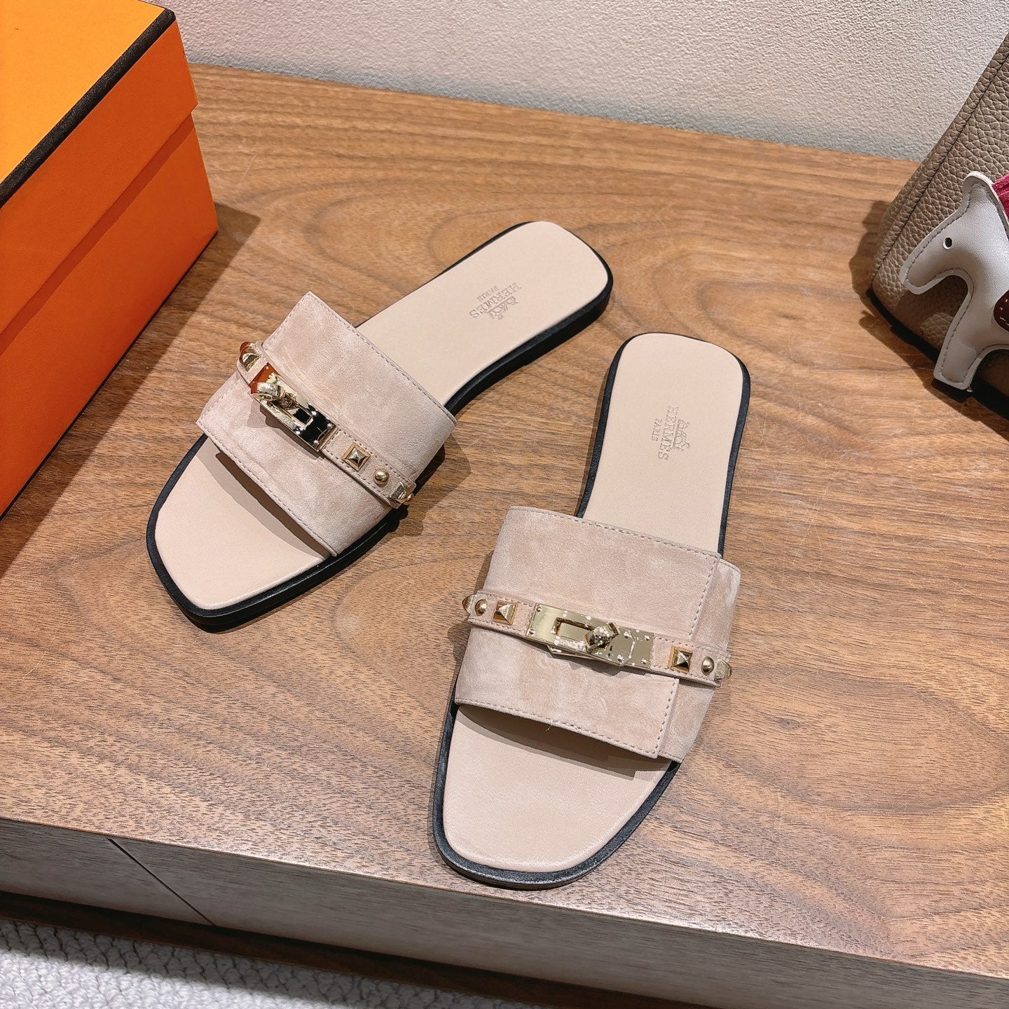 HM 25 Giulia Light Beige Suede