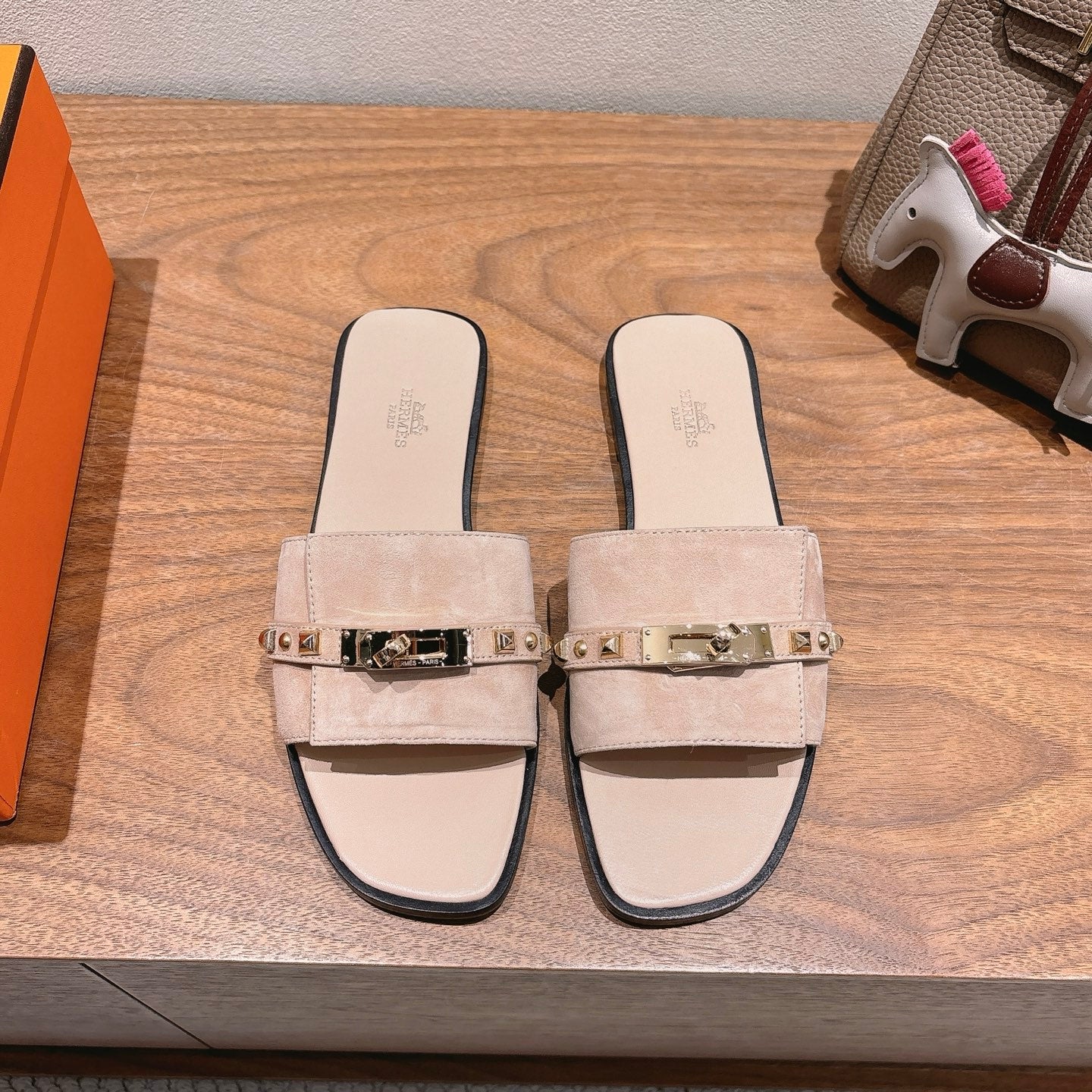 HM 25 Giulia Light Beige Suede