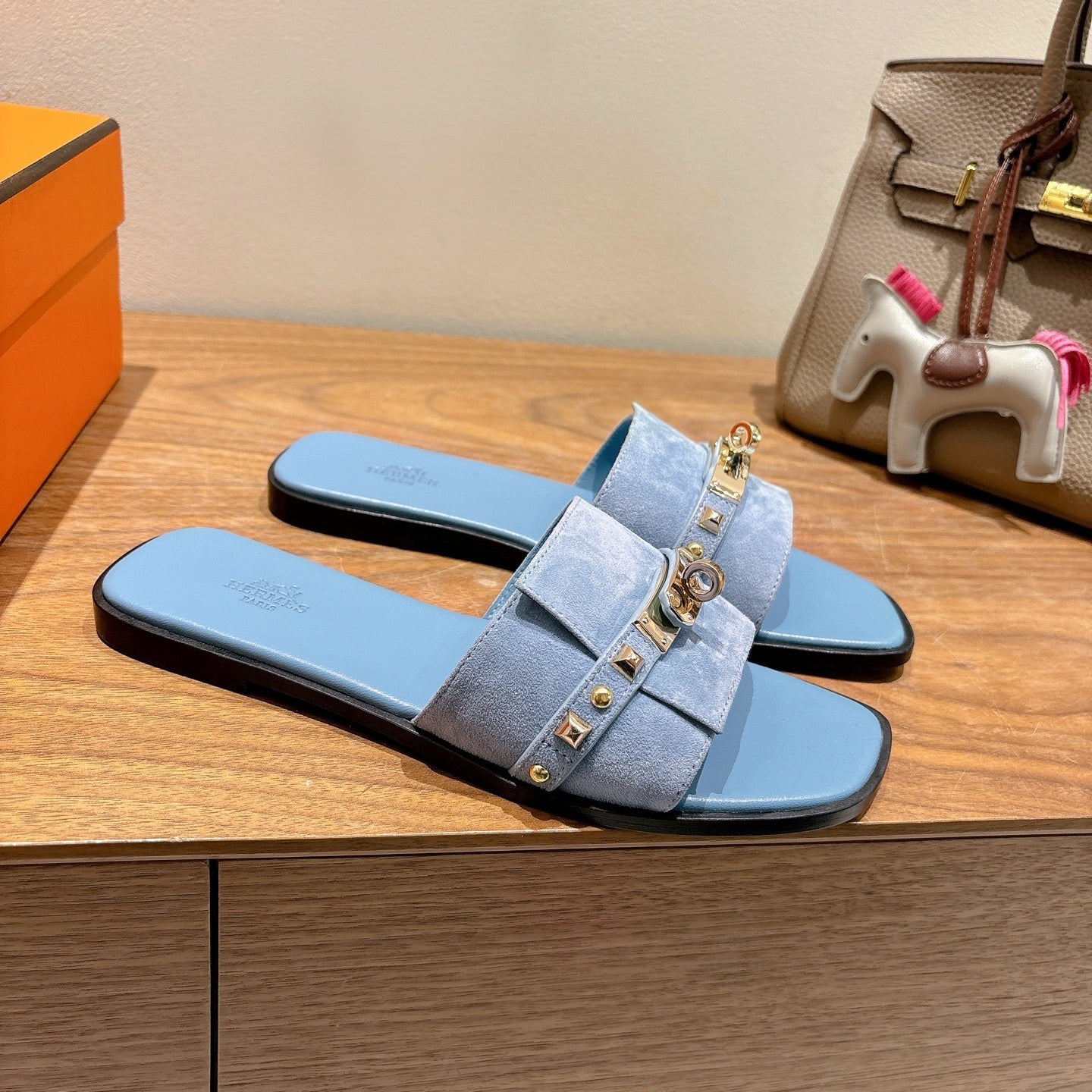 HM 25 Giulia Cloud Blue Suede