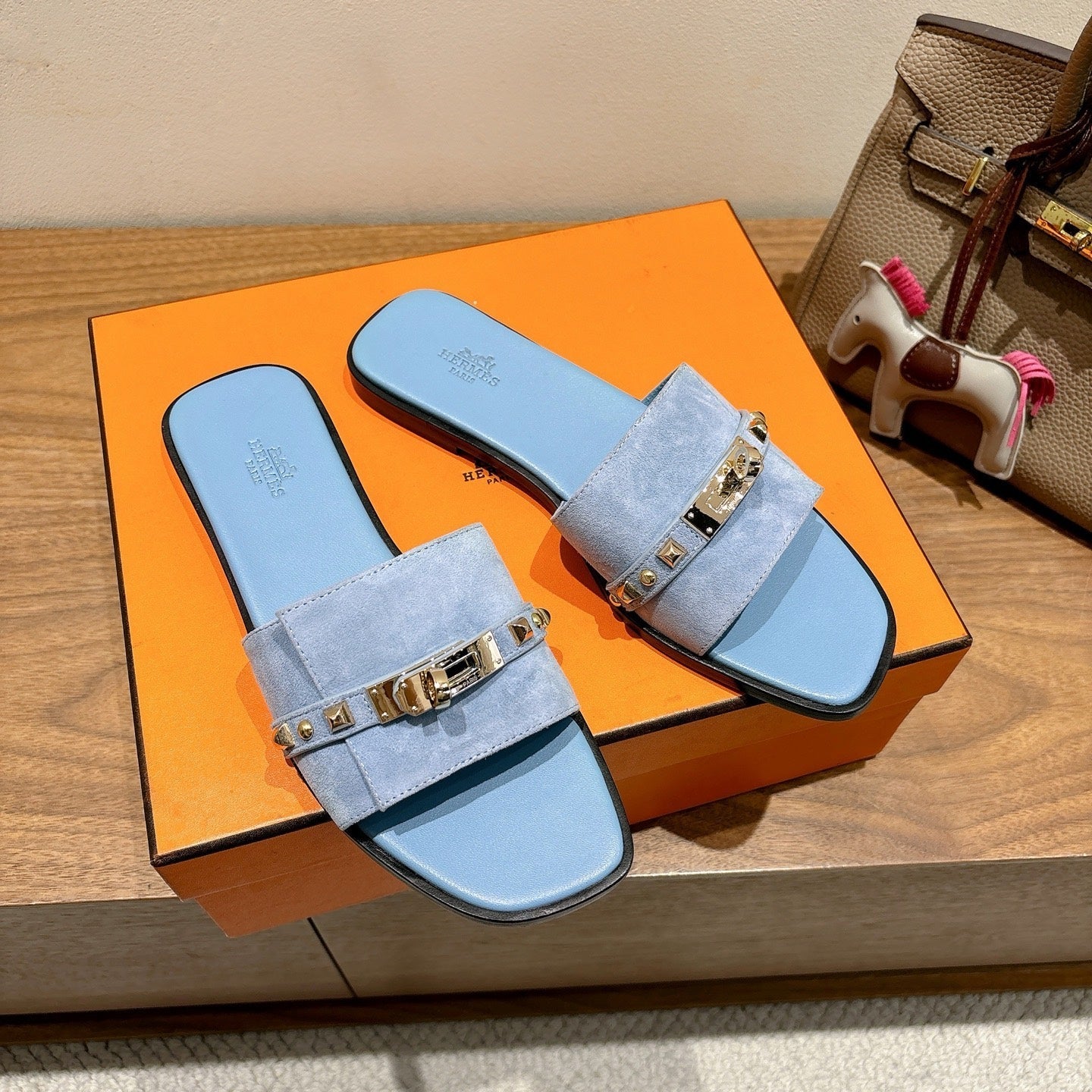 HM 25 Giulia Cloud Blue Suede