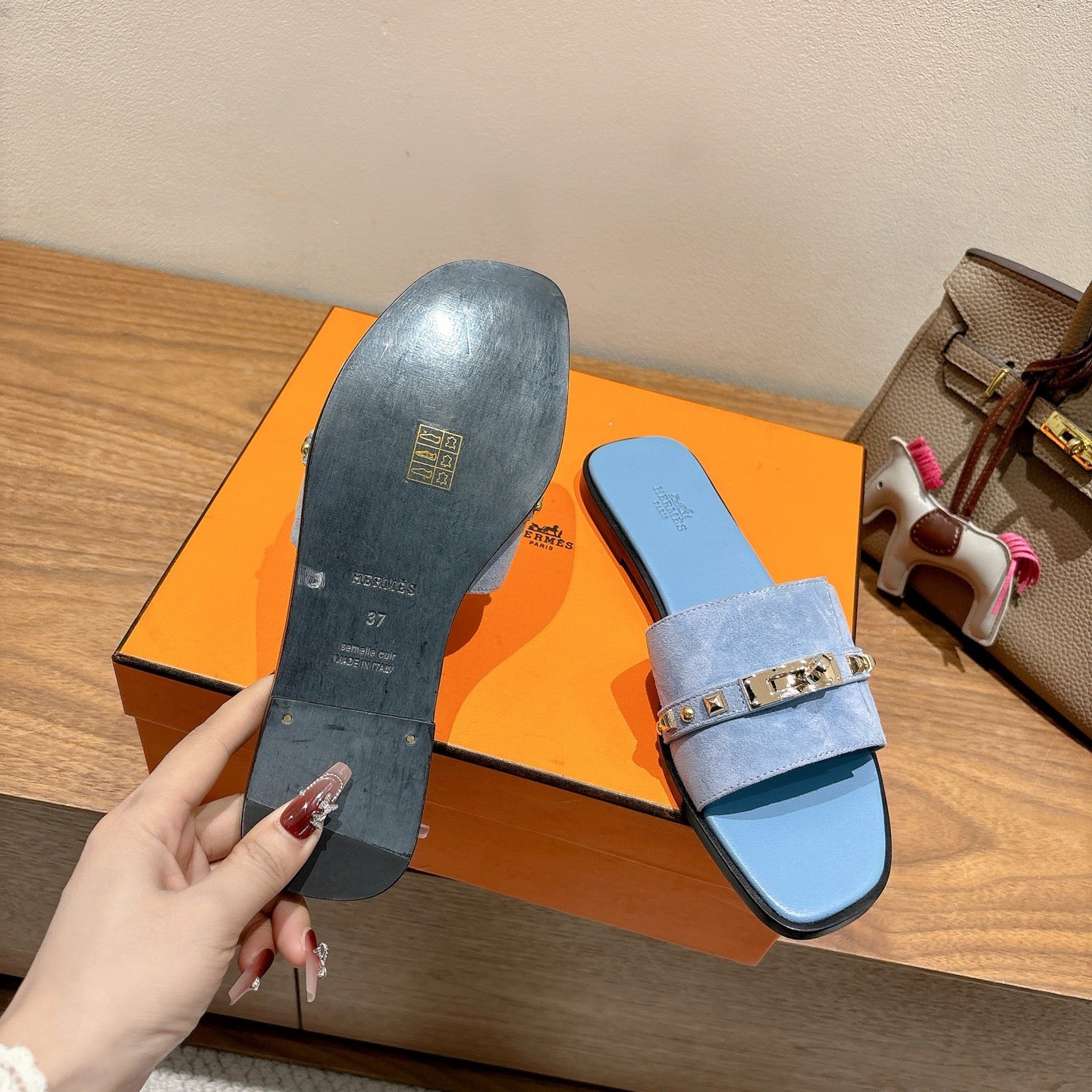 HM 25 Giulia Cloud Blue Suede