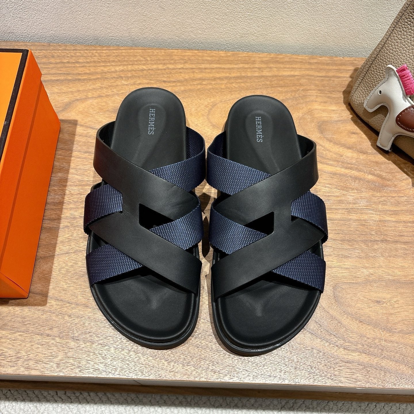 HM 25 Kazimir Sandal Black Calfskin Canvas