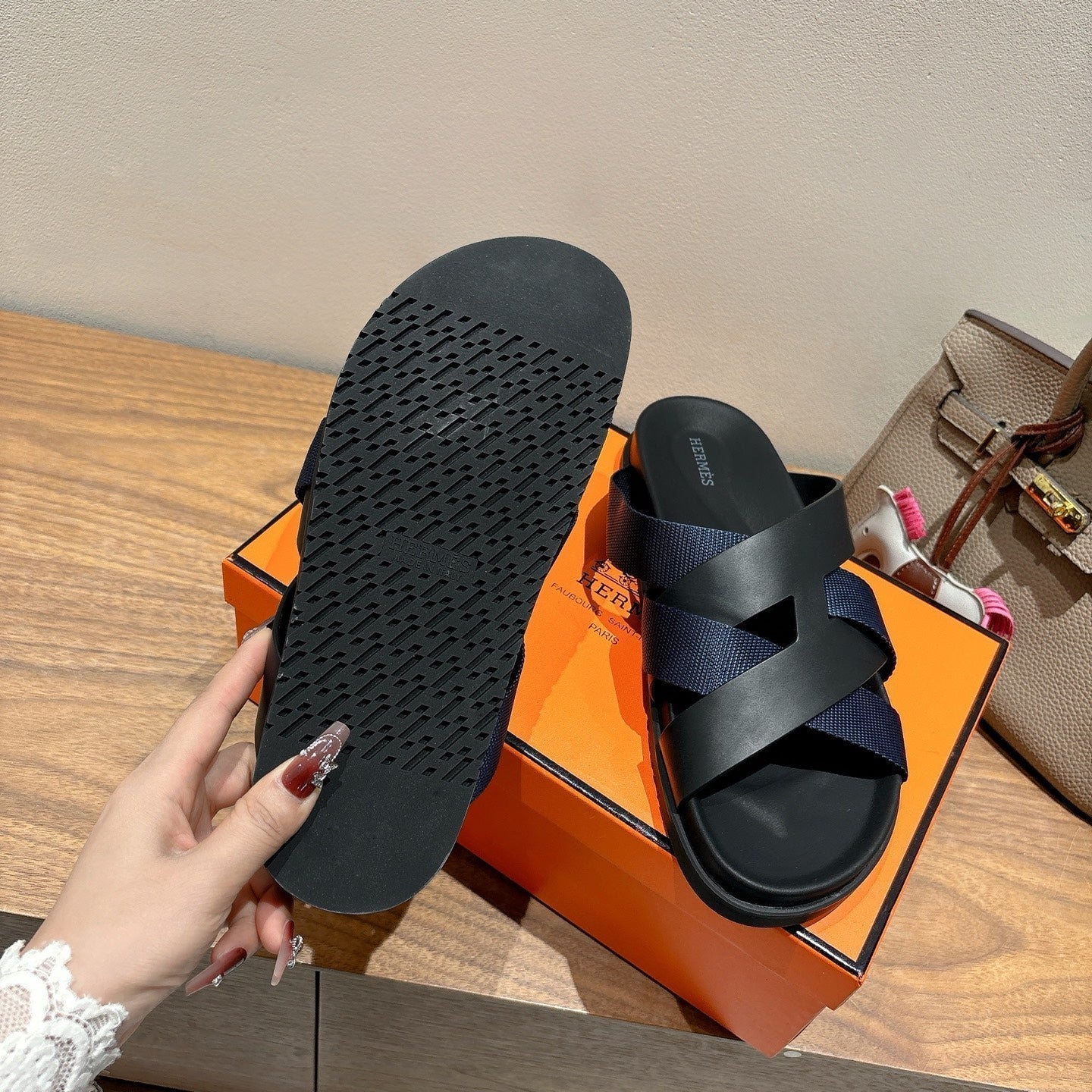 HM 25 Kazimir Sandal Black Calfskin Canvas