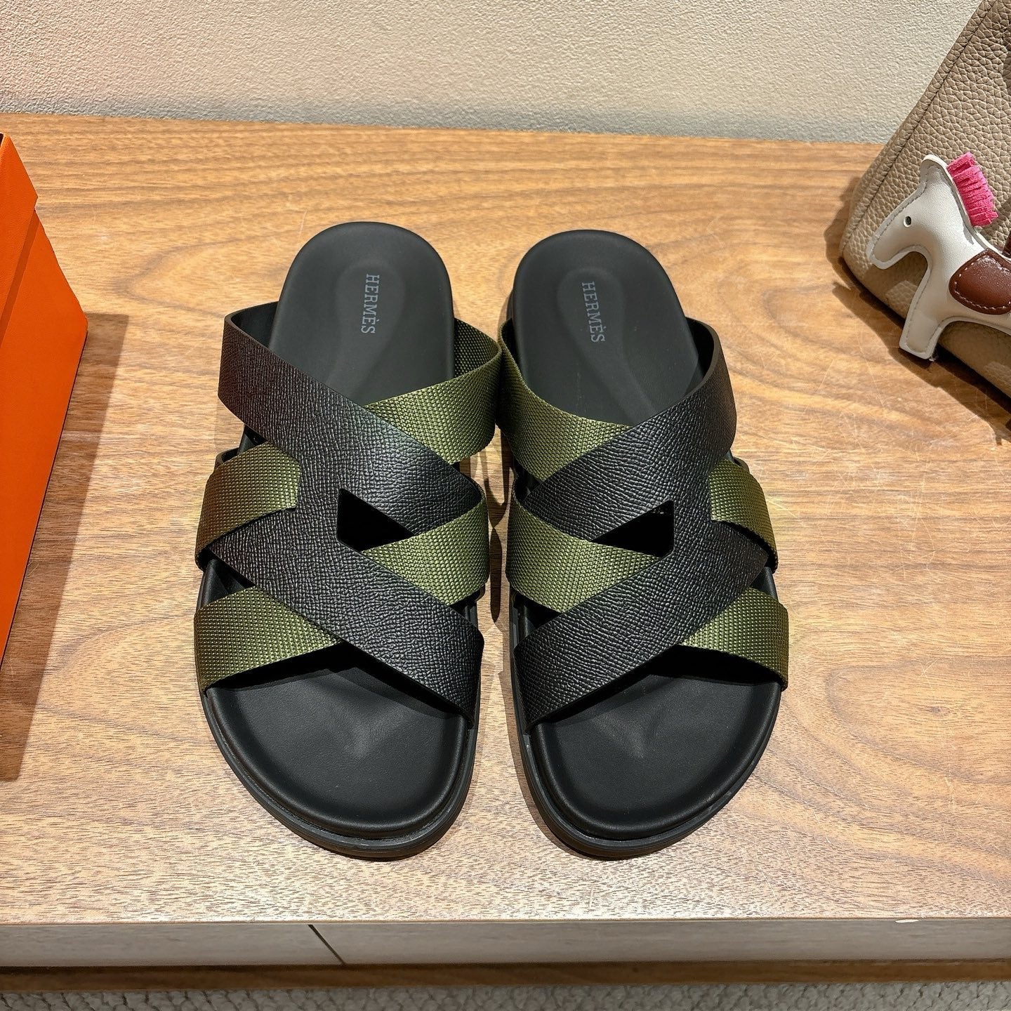 HM 25 Kazimir Sandal Black Calfskin Canvas