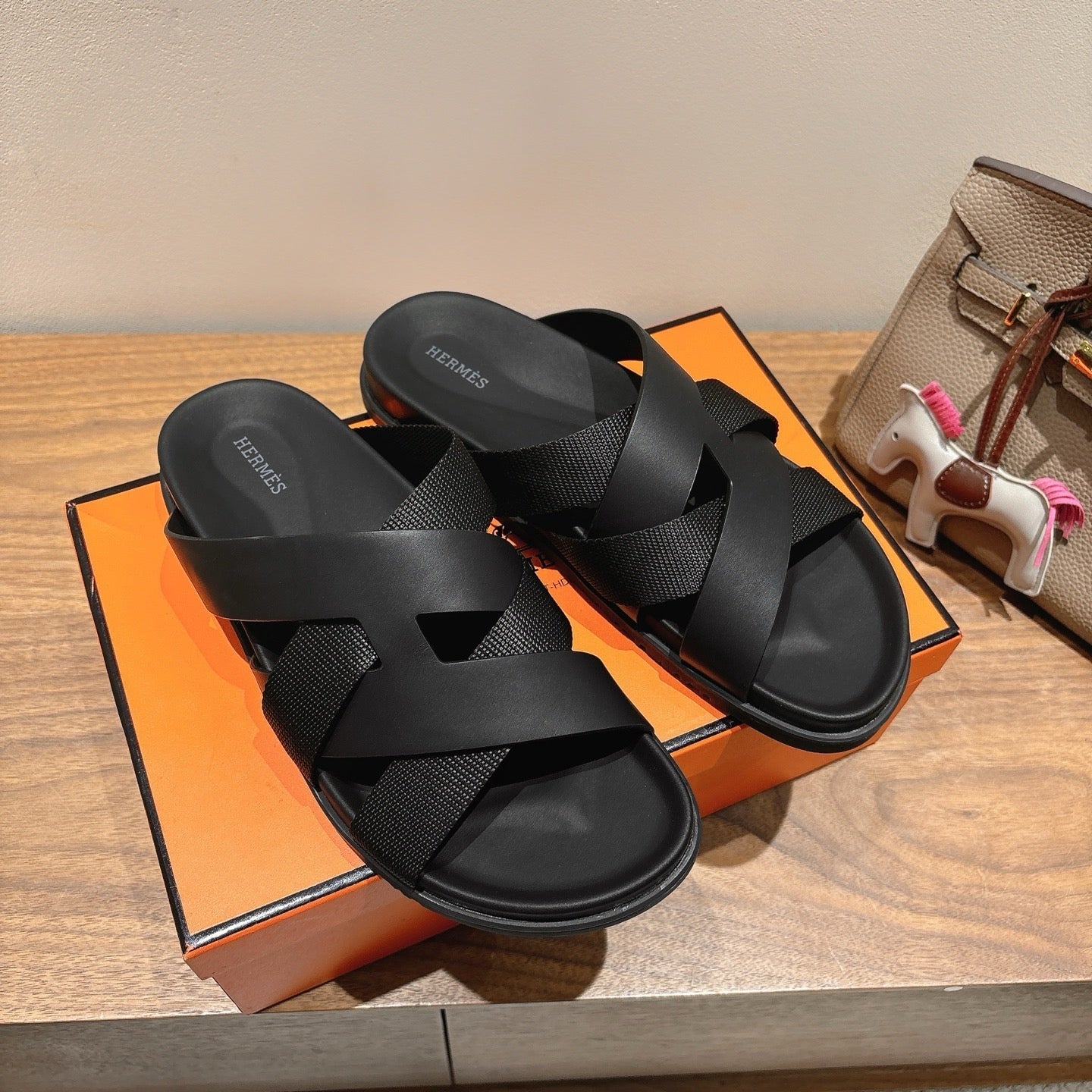 HM 25 Kazimir Sandal Black Calfskin Canvas