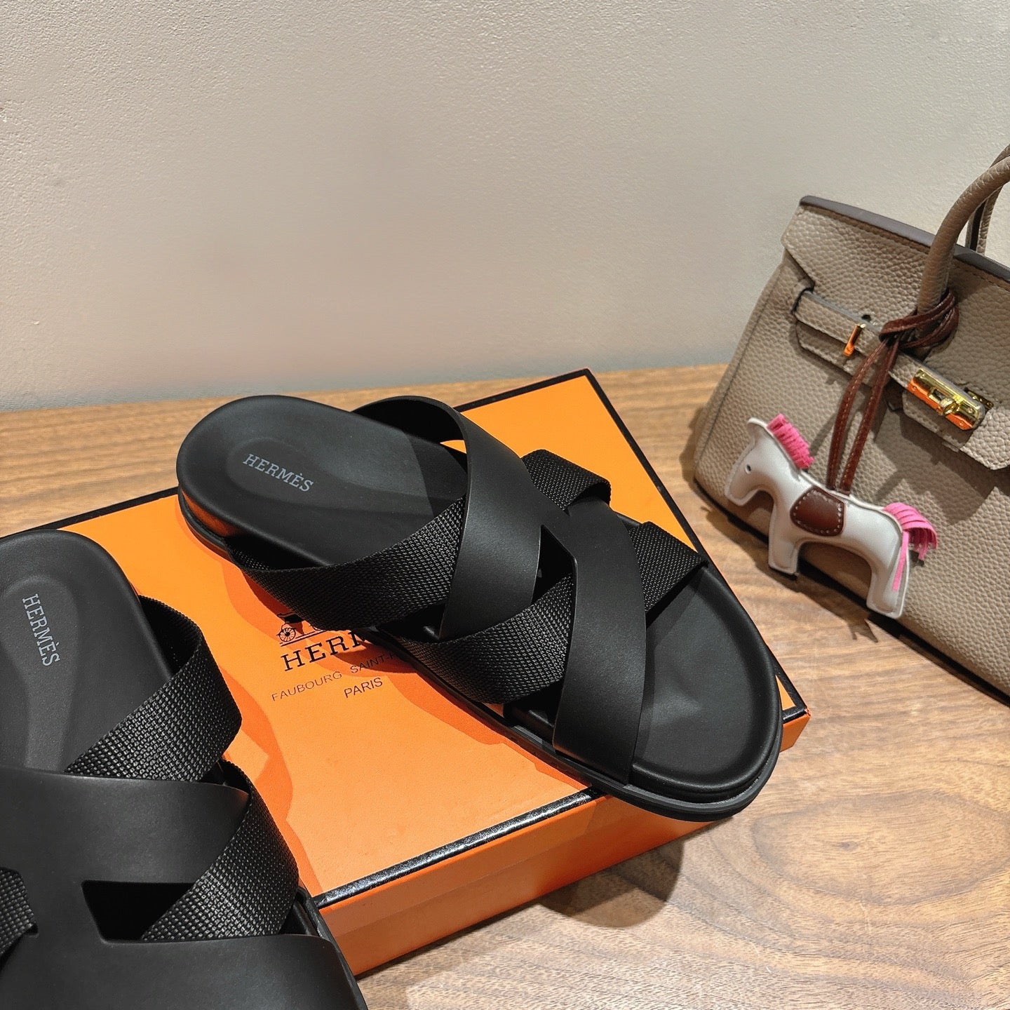 HM 25 Kazimir Sandal Black Calfskin Canvas