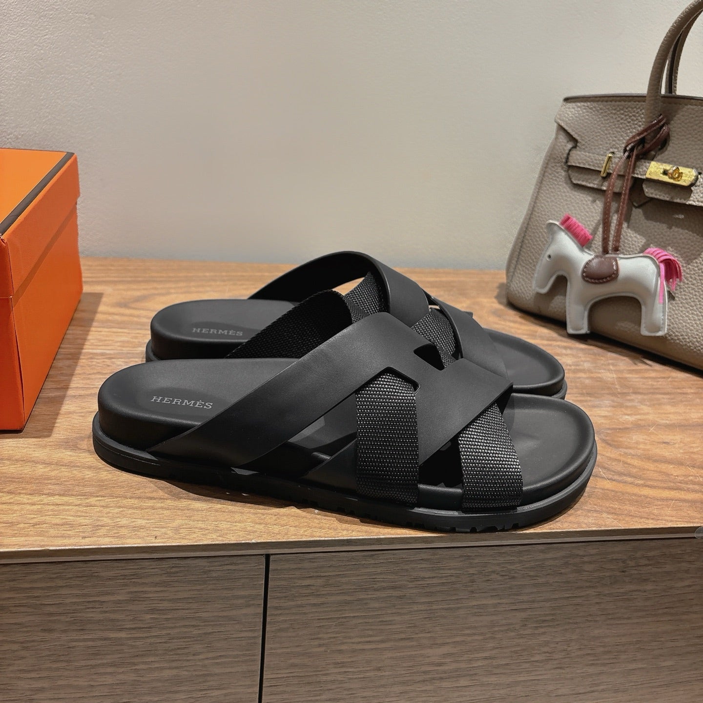 HM 25 Kazimir Sandal Black Calfskin Canvas