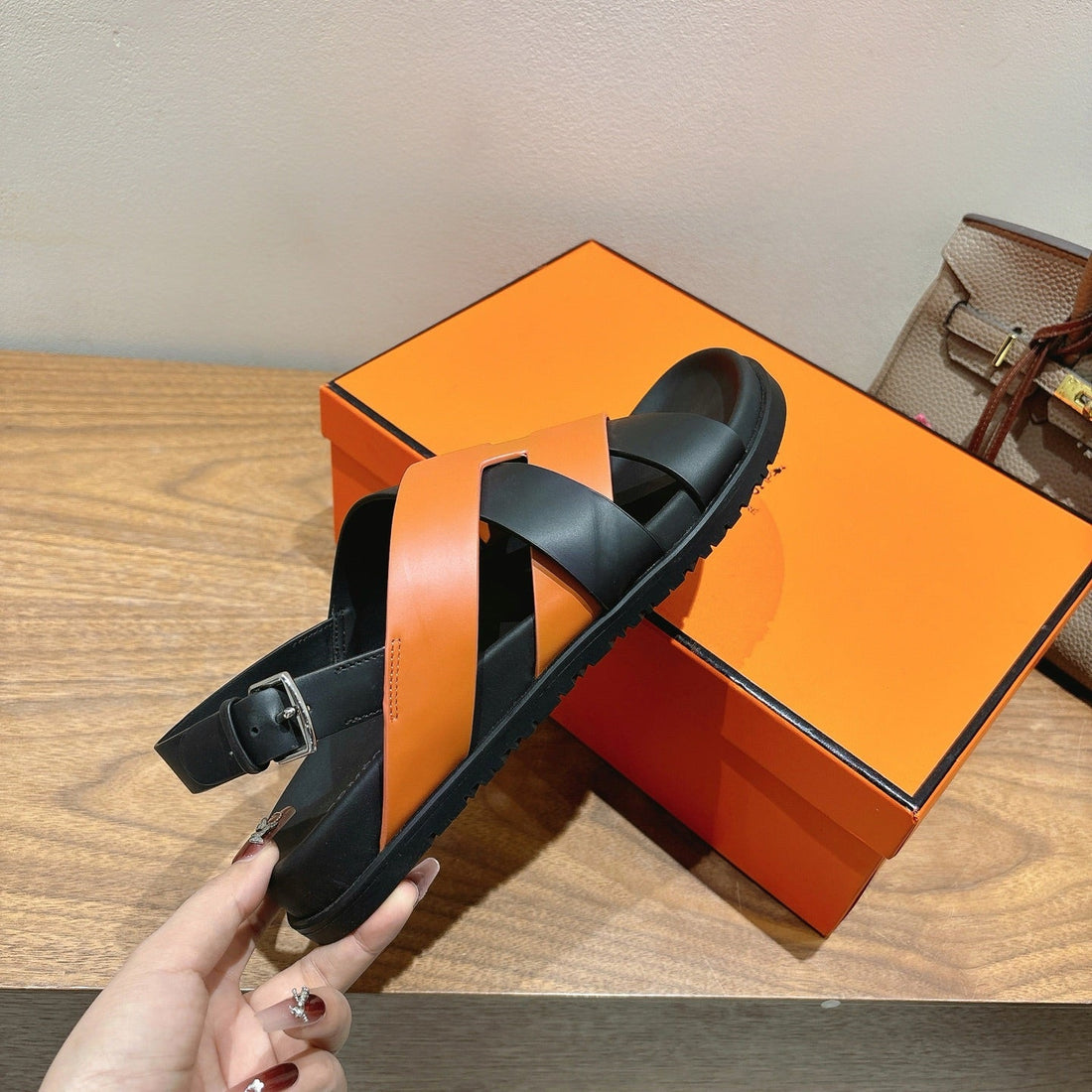 HM 25 Heracles Sandal Black Brown Calfskin