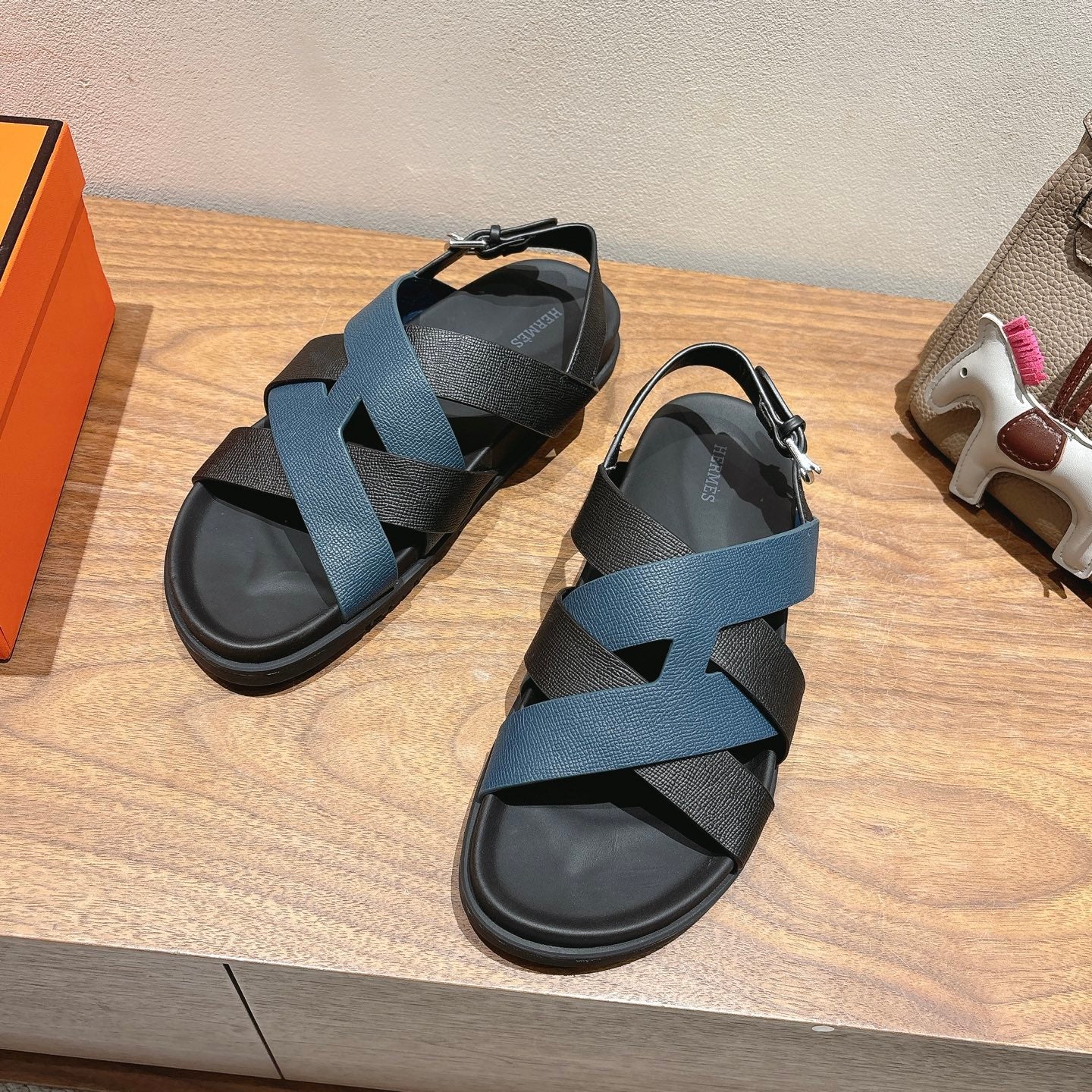 HM 25 Heracles Sandal Black Dark Blue Epsom Leather