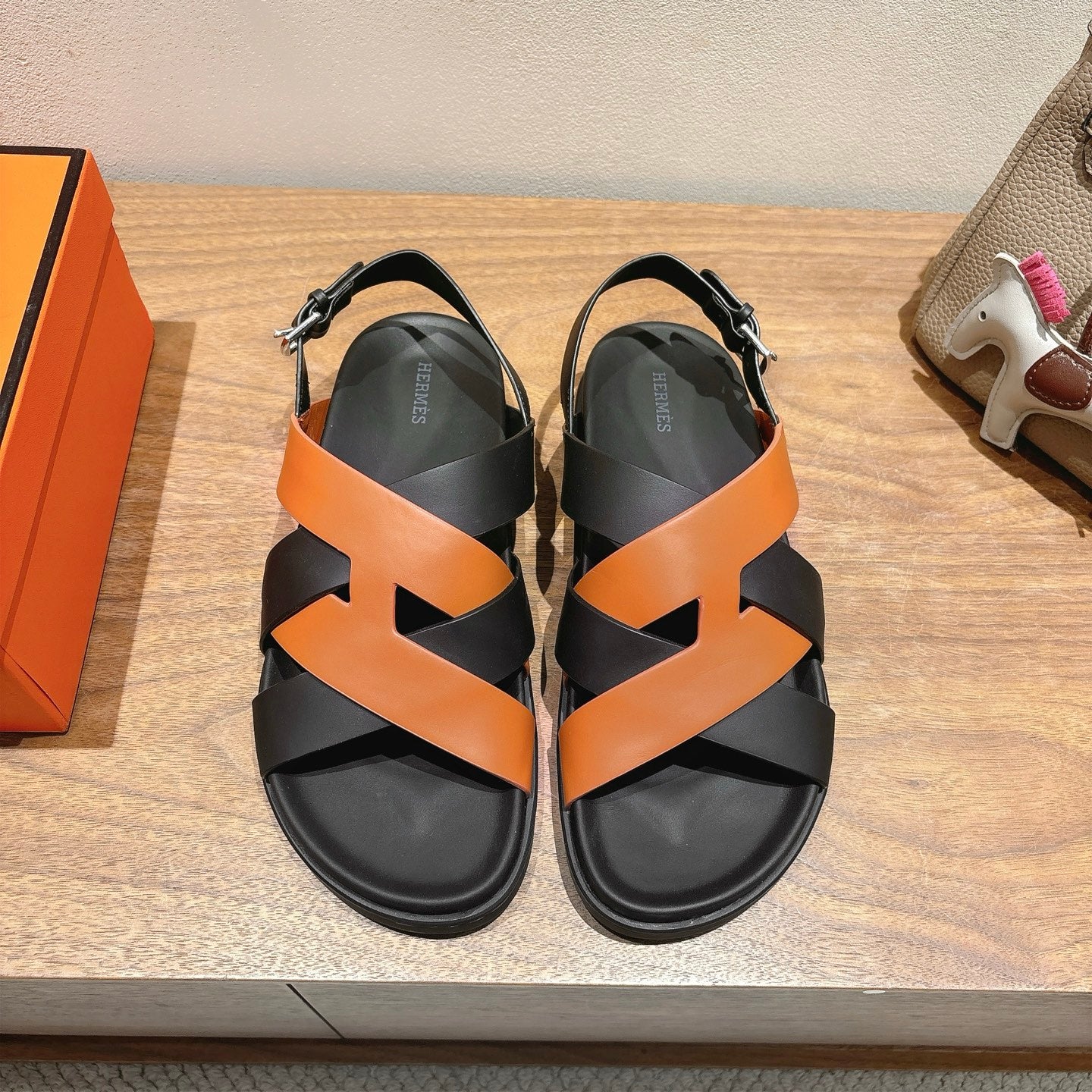 HM 25 Heracles Sandal Black Brown Calfskin