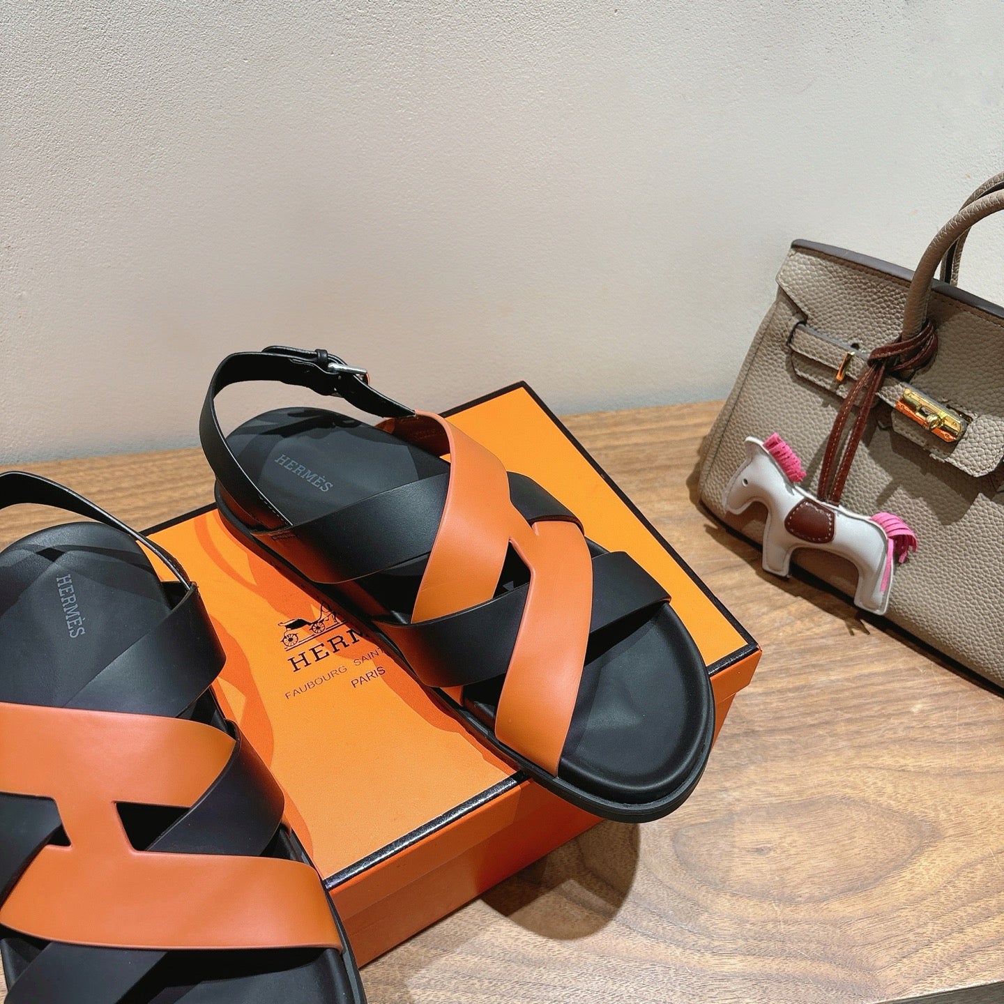 HM 25 Heracles Sandal Black Brown Calfskin