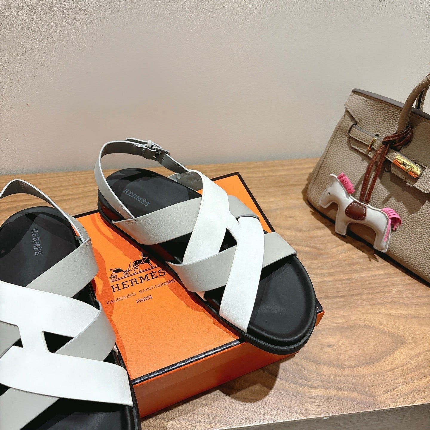 HM 25 Heracles Sandal White Grey Calfskin