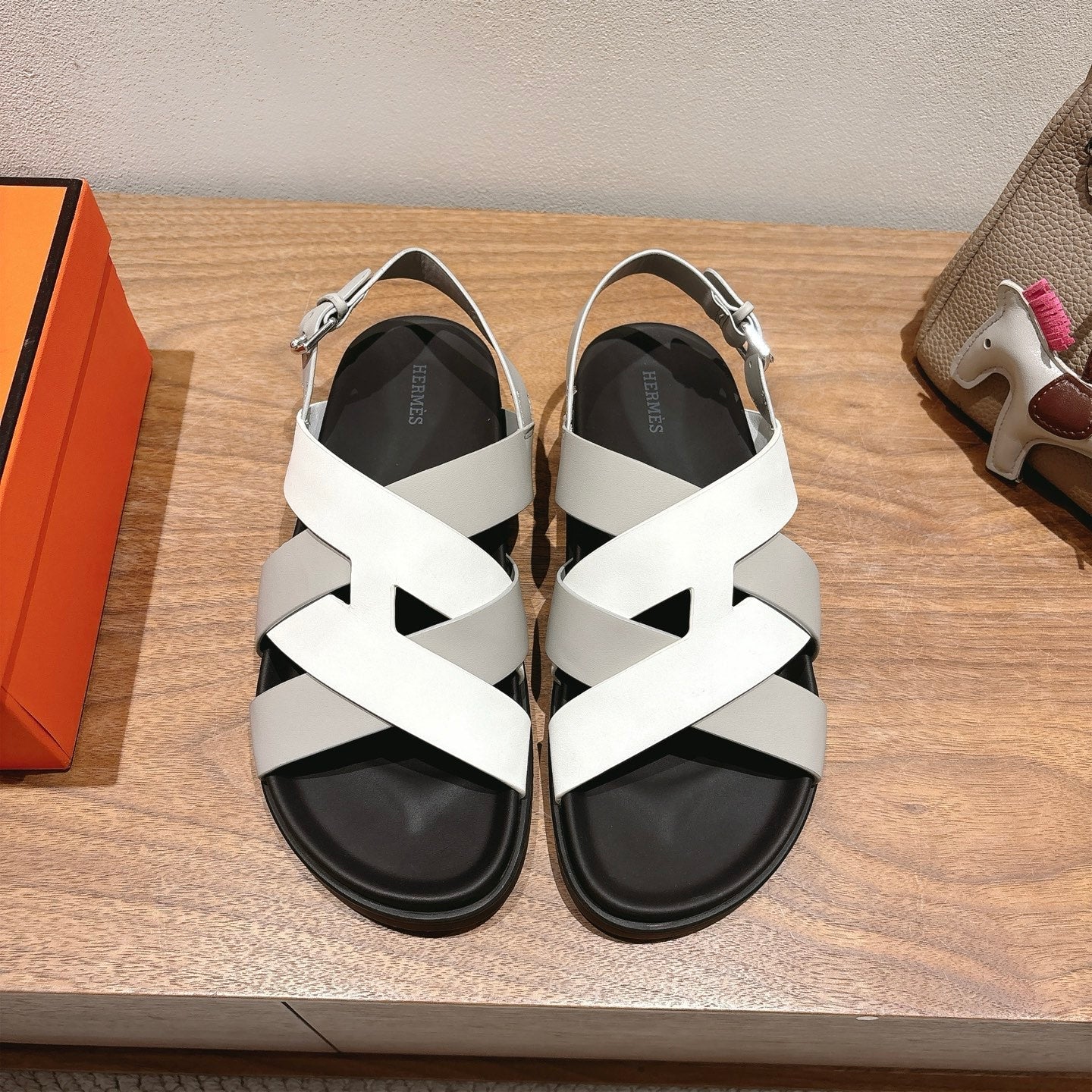 HM 25 Heracles Sandal White Grey Calfskin
