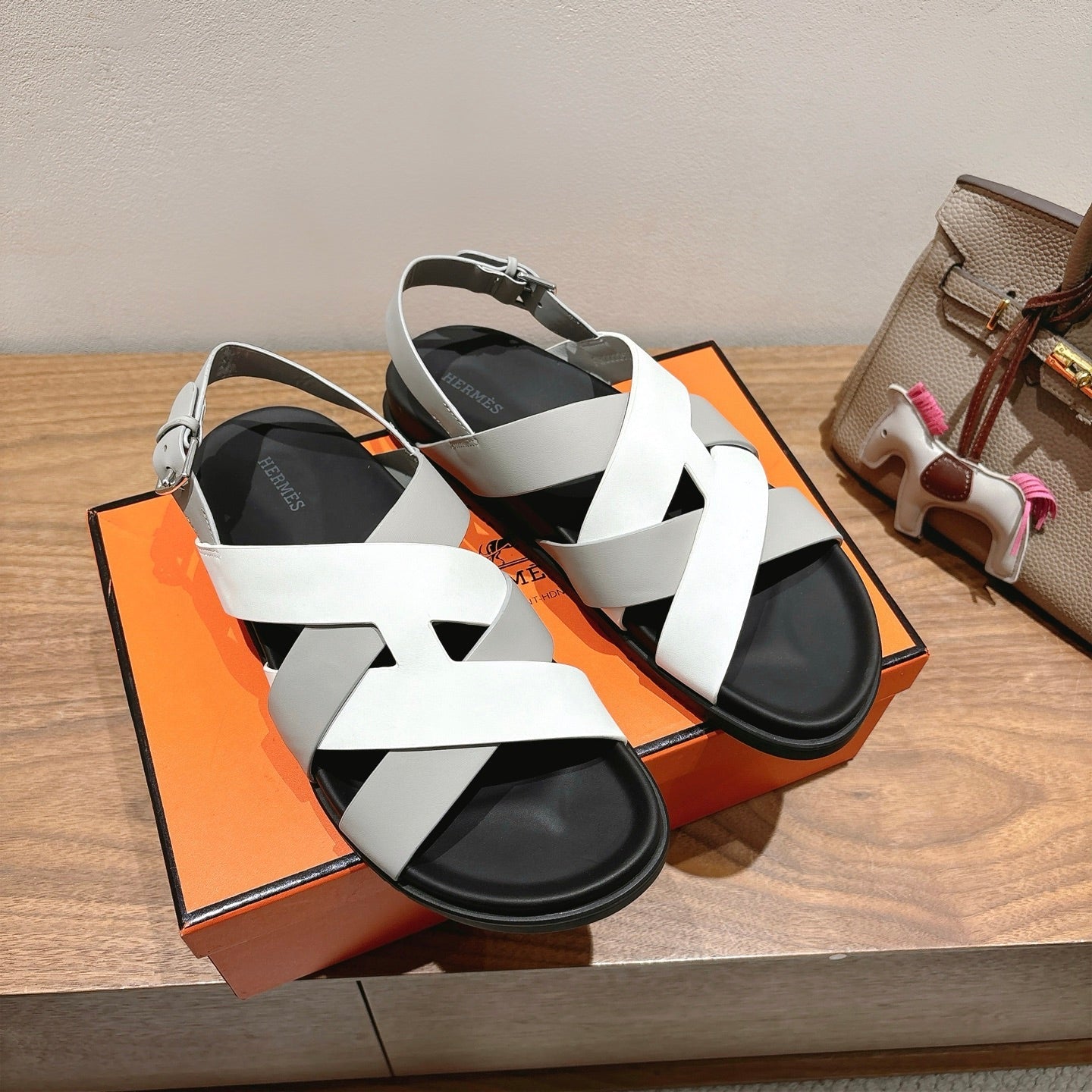 HM 25 Heracles Sandal White Grey Calfskin