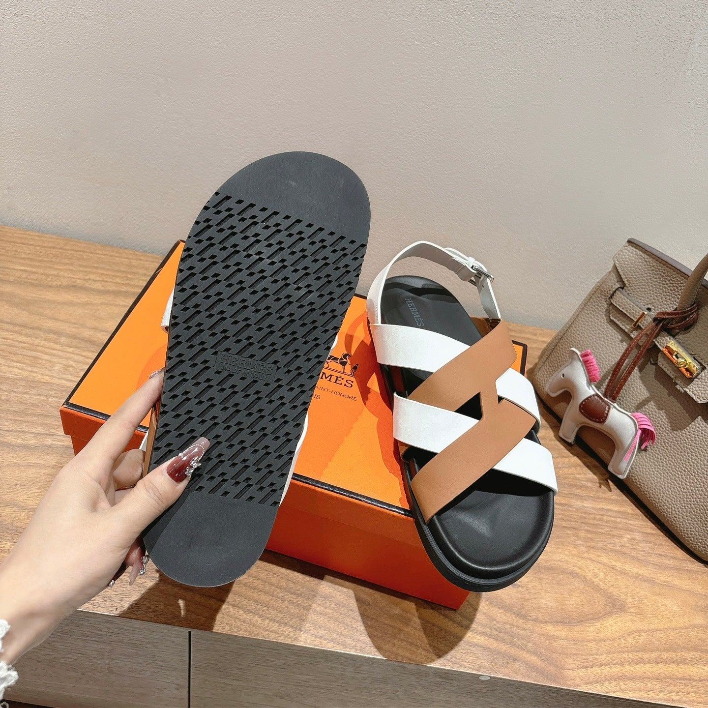 HM 25 Heracles Sandal White Light Brown Calfskin