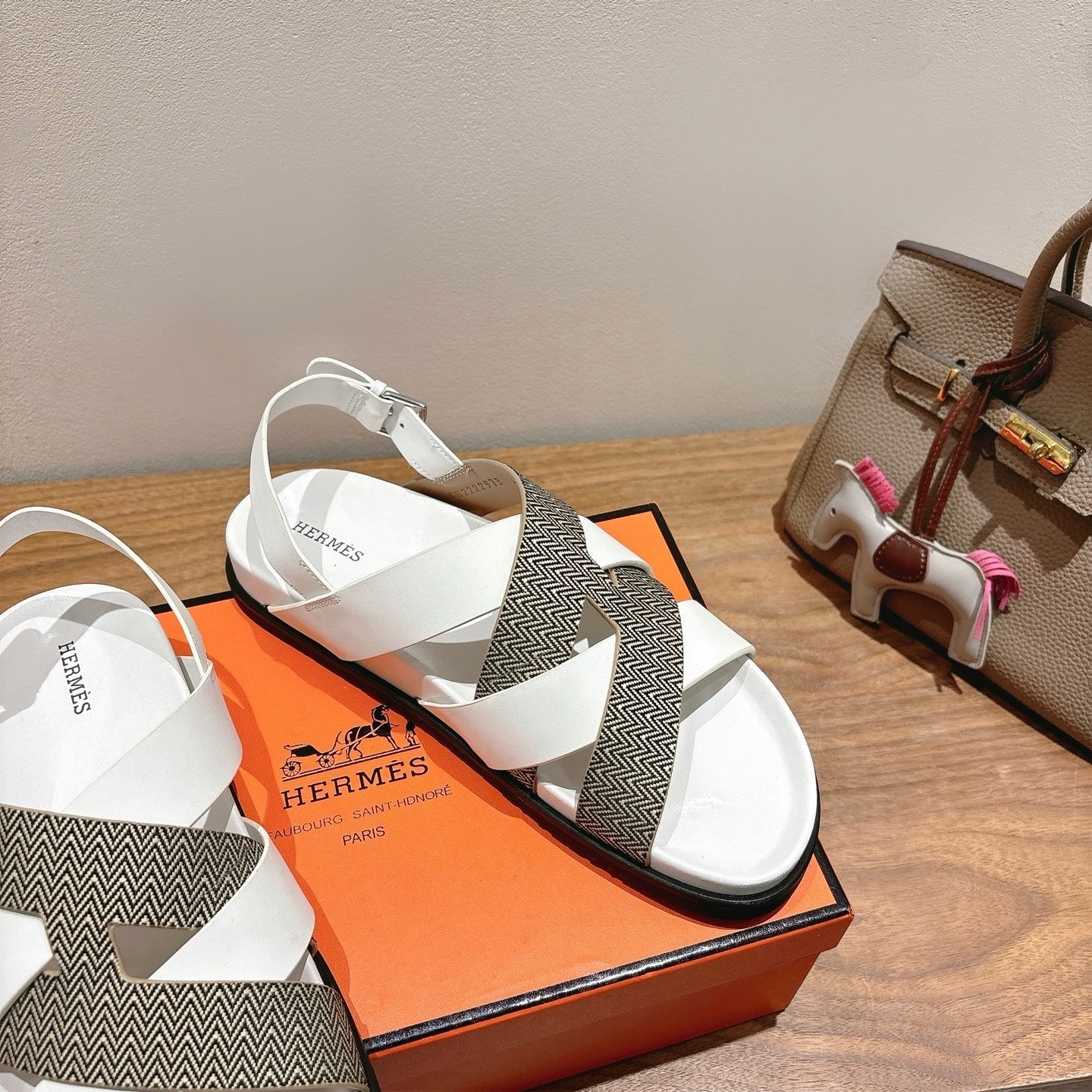 HM 25 Heracles Sandal White Calfskin Grey Canvas