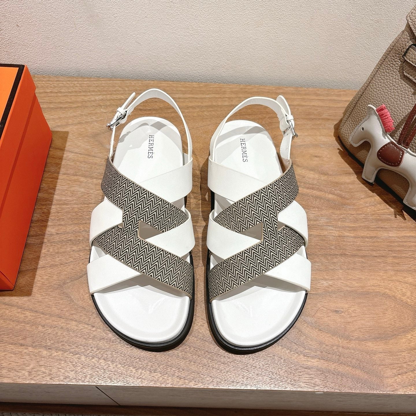 HM 25 Heracles Sandal White Calfskin Grey Canvas
