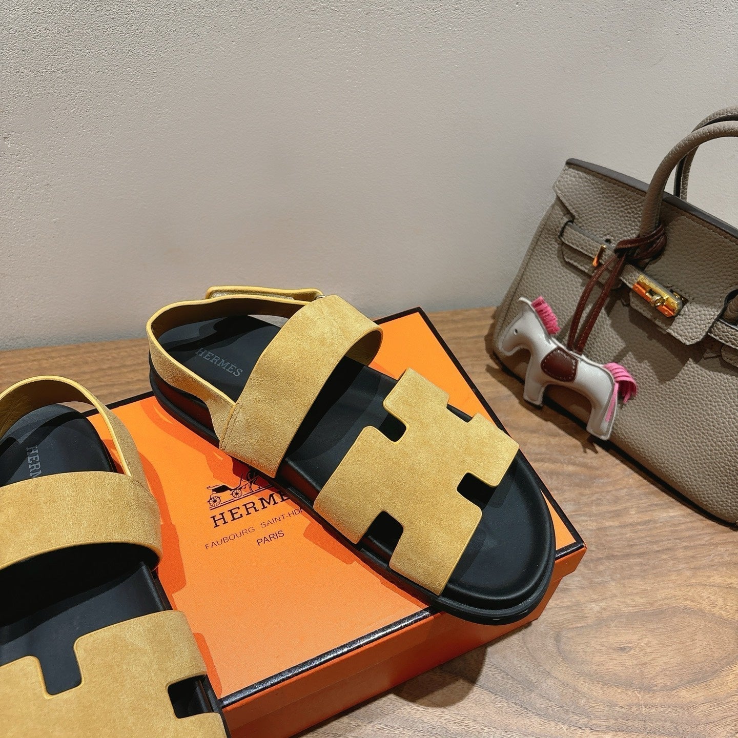 HM Men's 25 Chypre Sandals Yellow Suede 651351