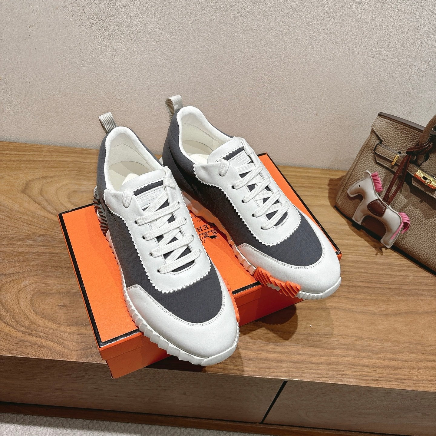 HM 25 Bouncing Sneaker Grey Lamskin 318385
