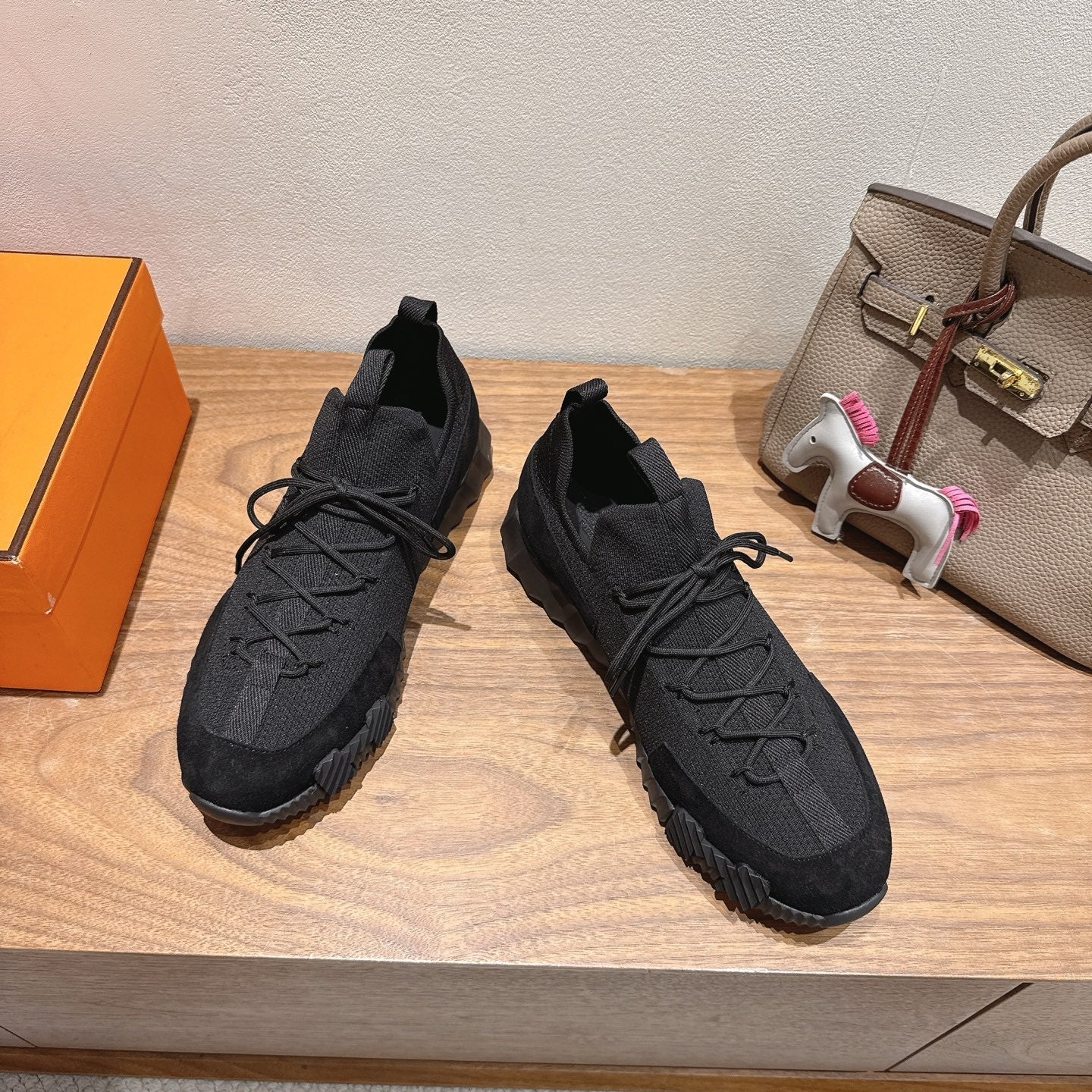 HM Sneakers Slip-On Lift Black Fabrics 329545
