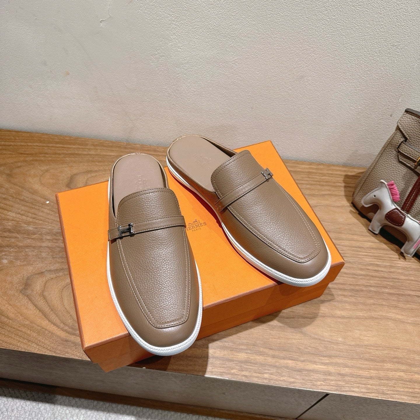 HM Men's 25 Likely Mule Brown Cowhide 691637