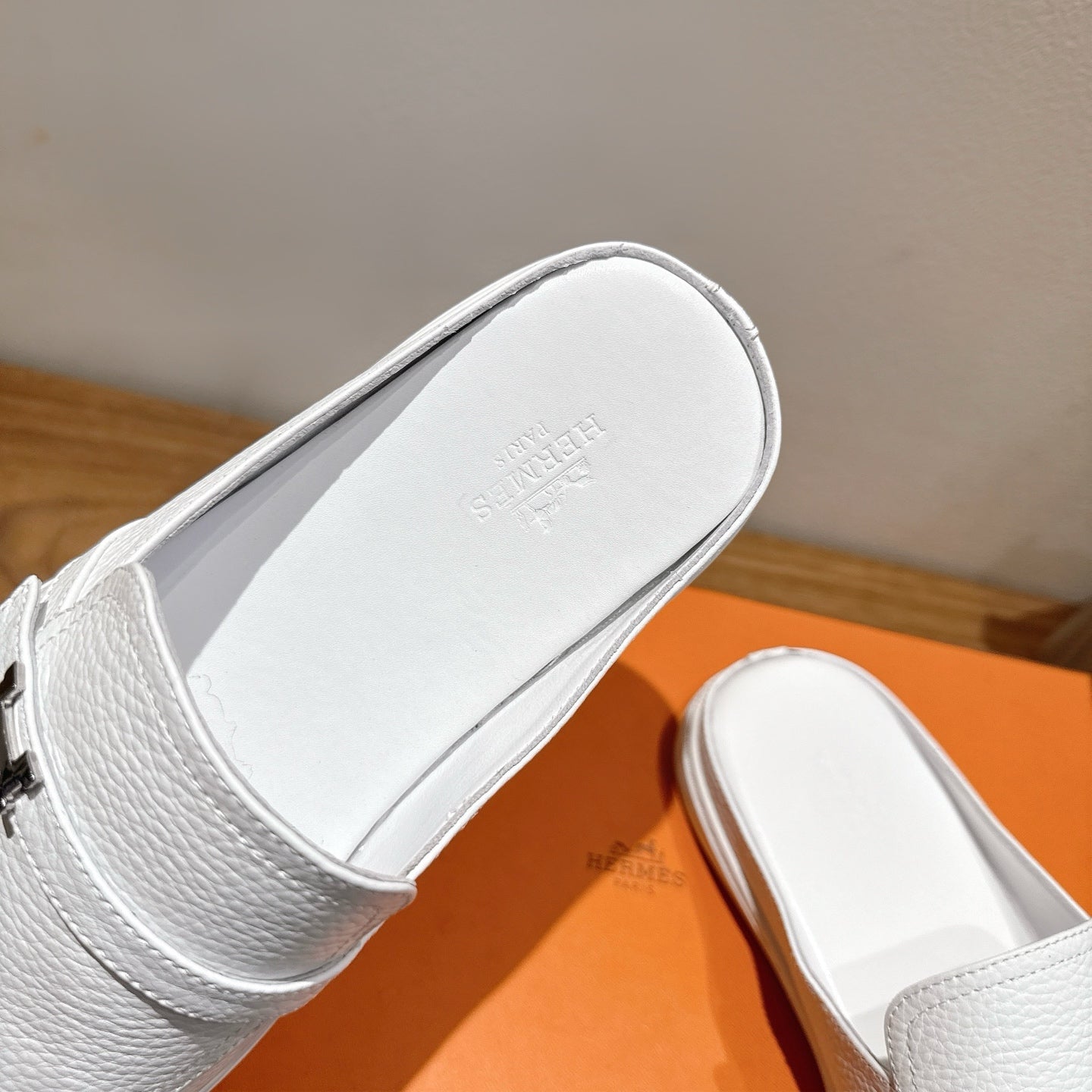 HM Men's 25 Likely Mule White Cowhide 691639