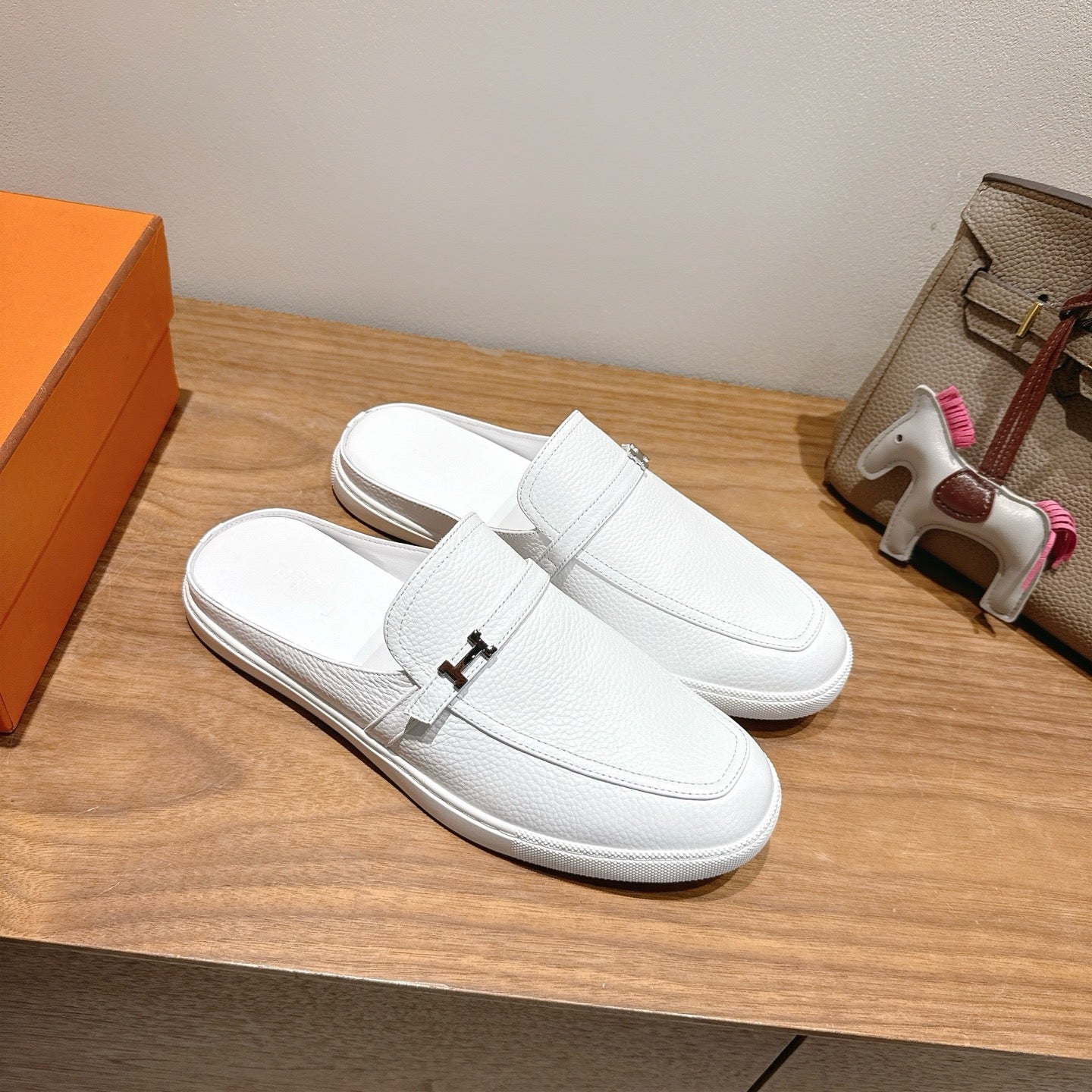 HM Men's 25 Likely Mule White Cowhide 691639