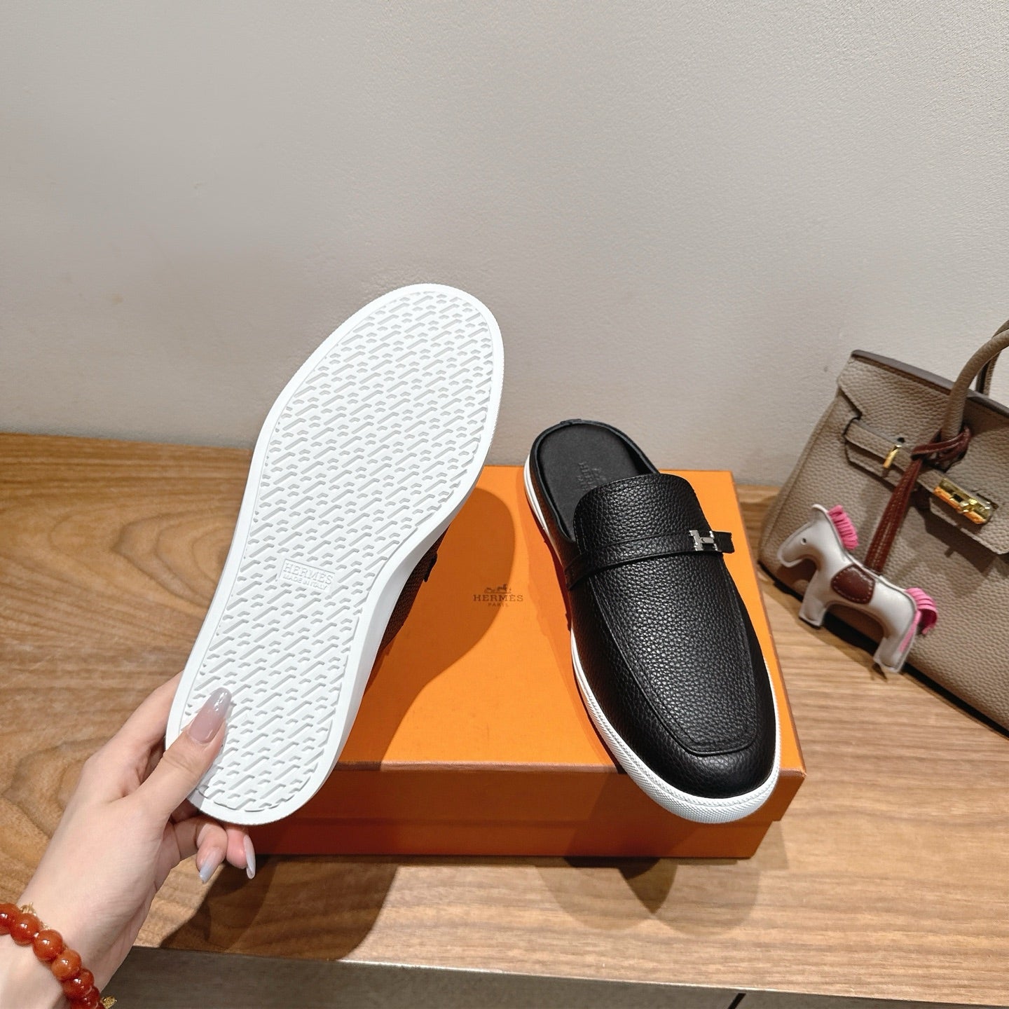 HM Men's 25 Likely Mule Black Cowhide 691640