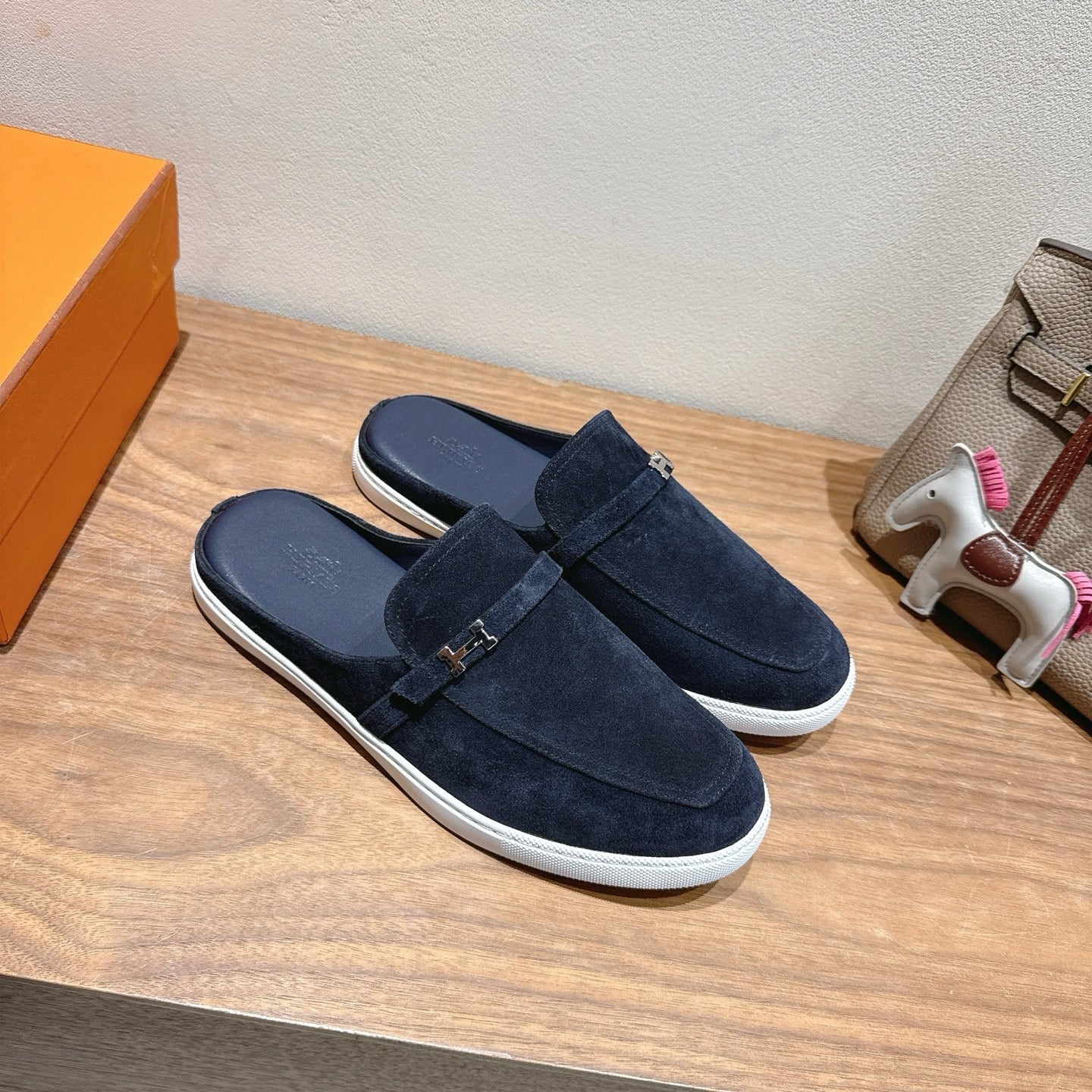 HM Men's 25 Likely Mule Navy Blue Suede 691643